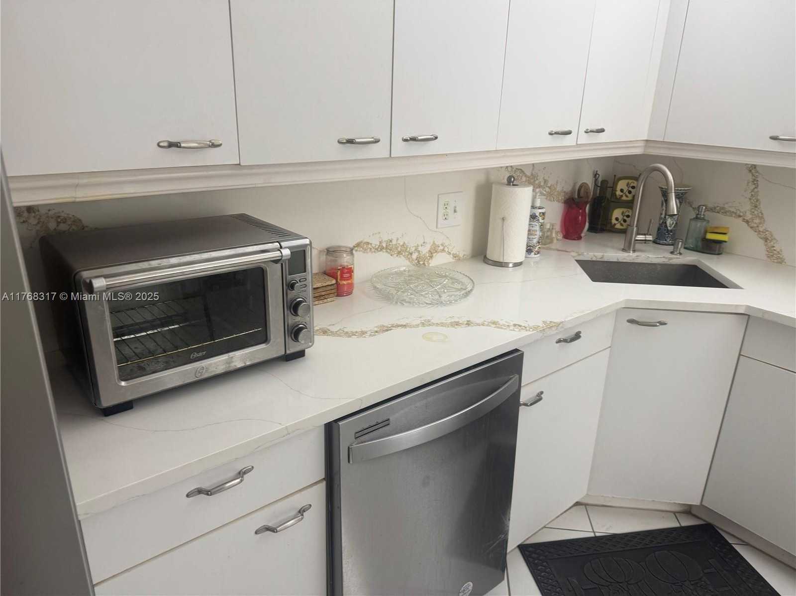 Small Image of 5133 BRISATA CIR #L, Boynton Beach Number 14