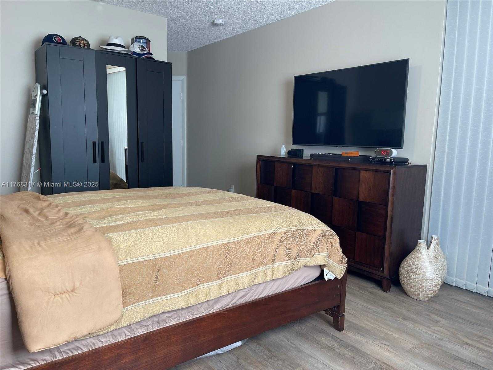 Small Image of 5133 BRISATA CIR #L, Boynton Beach Number 28