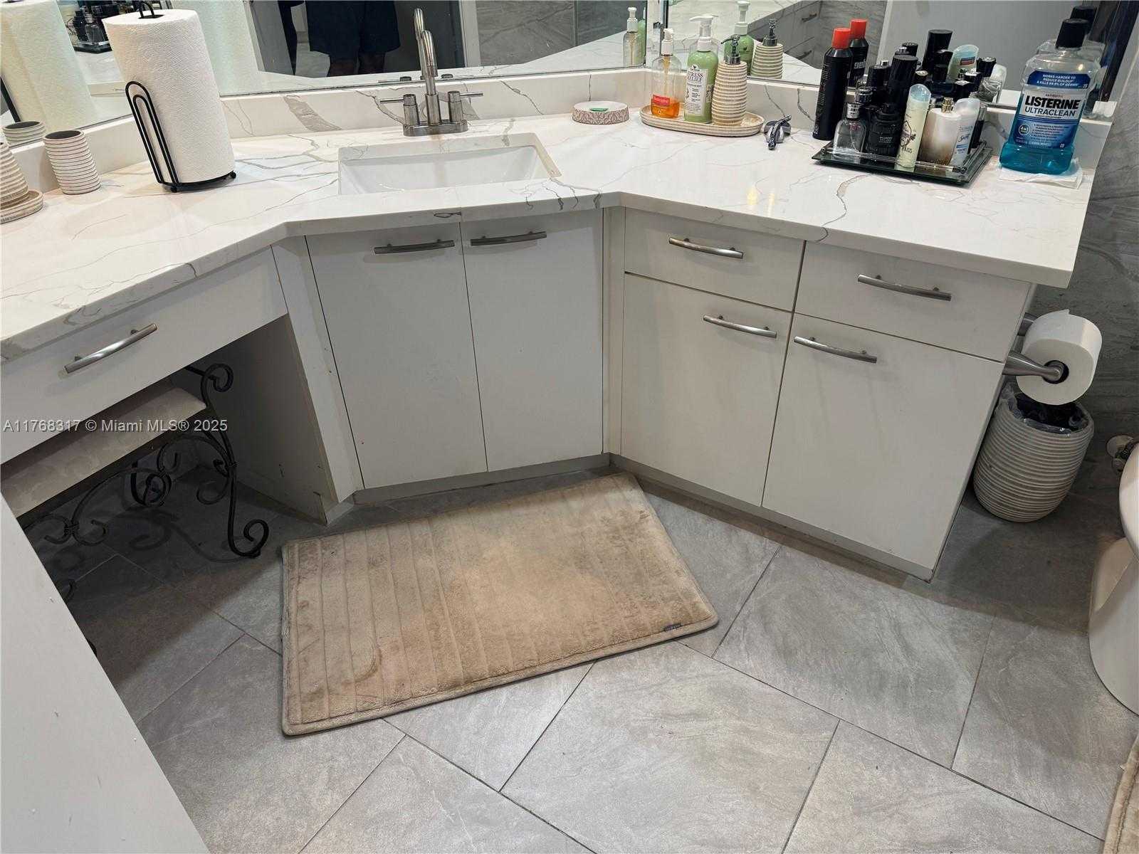 Small Image of 5133 BRISATA CIR #L, Boynton Beach Number 33