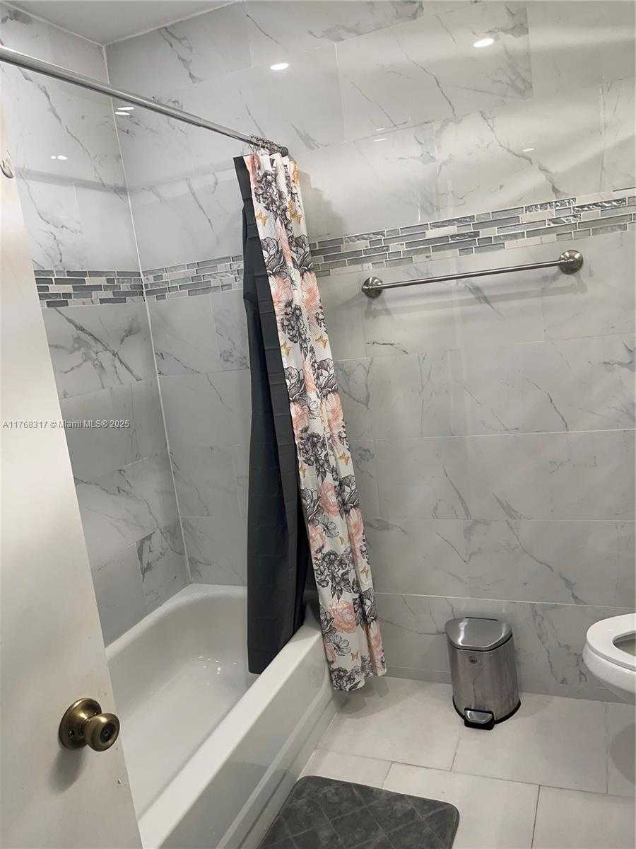Small Image of 5133 BRISATA CIR #L, Boynton Beach Number 40