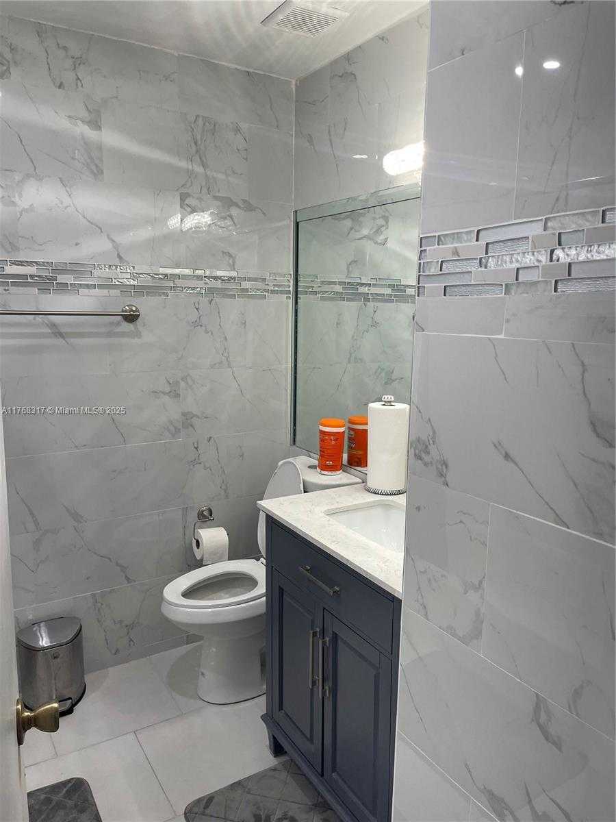 Small Image of 5133 BRISATA CIR #L, Boynton Beach Number 41