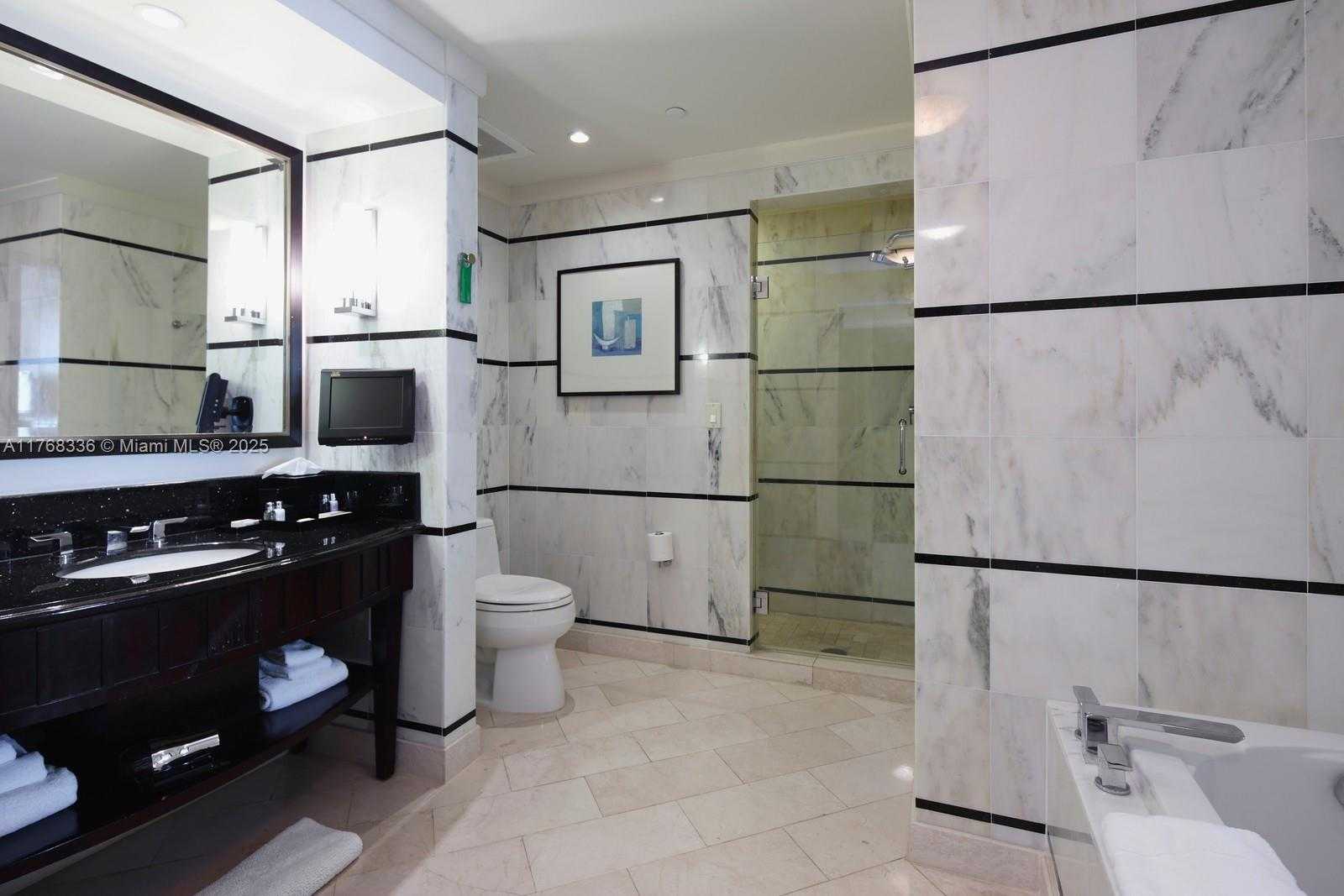 Small Image of 4391 COLLINS AVE #620, Miami Beach Number 10