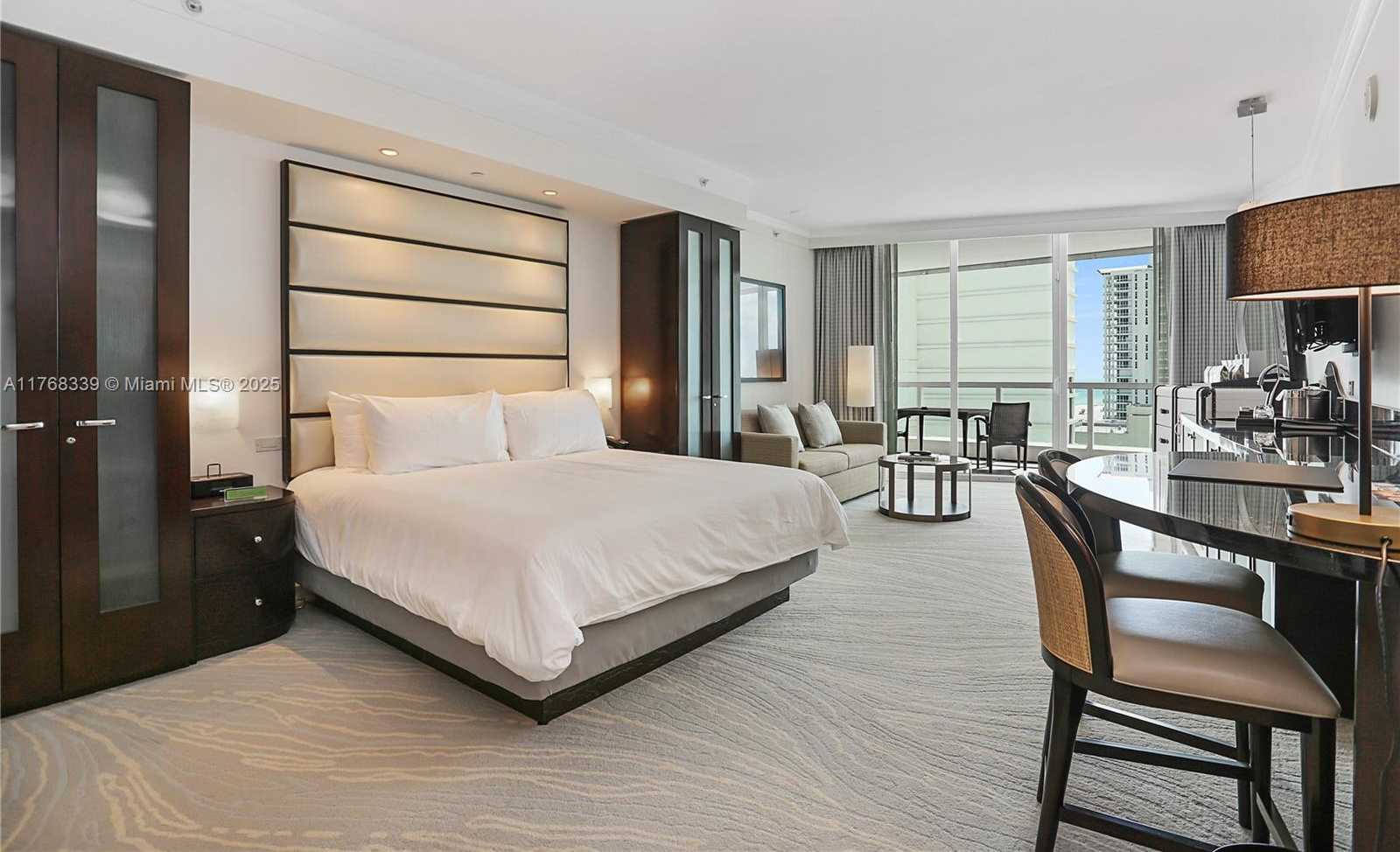 Small Image of 4391 COLLINS AVE #1415, Miami Beach Number 6