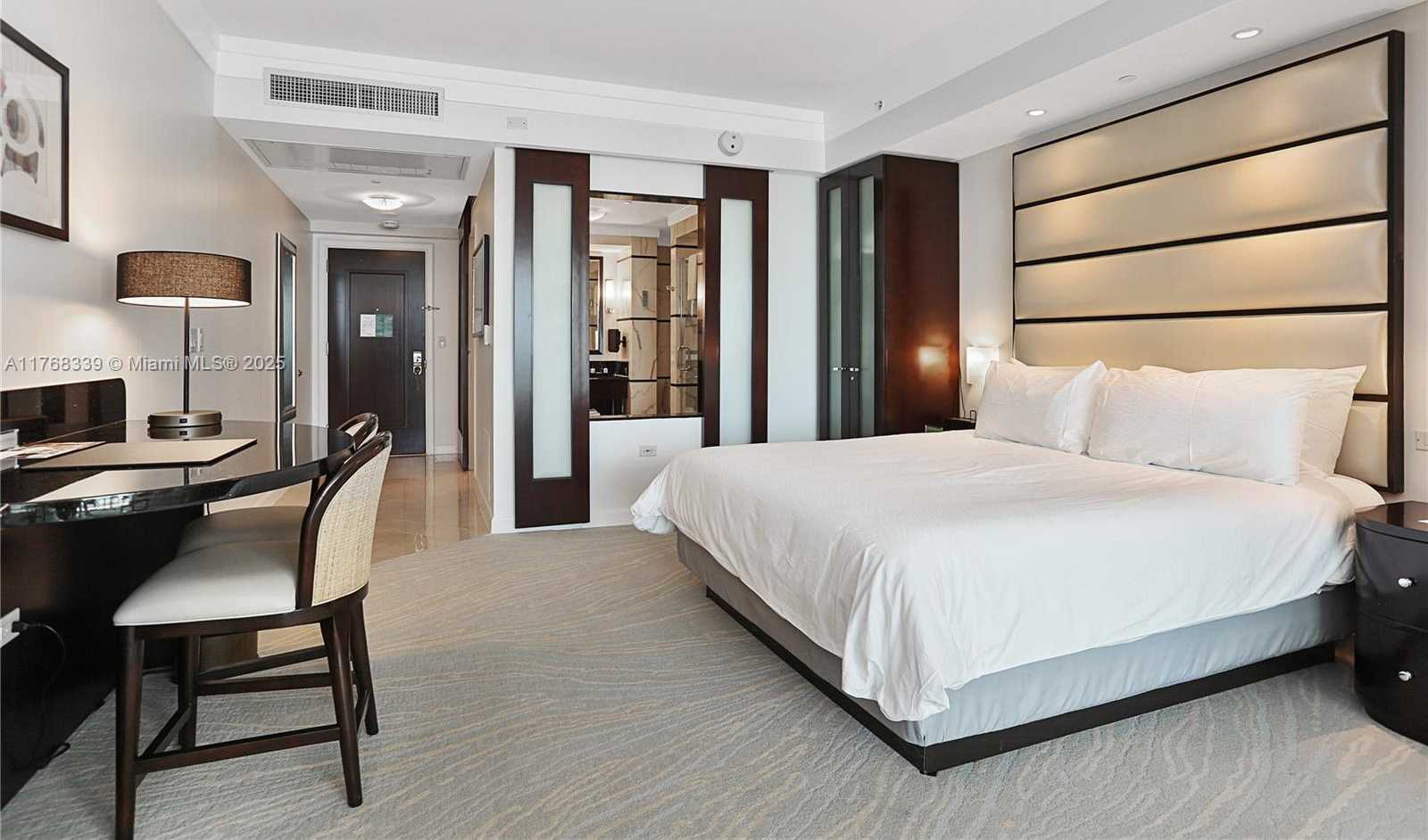 Small Image of 4391 COLLINS AVE #1415, Miami Beach Number 7