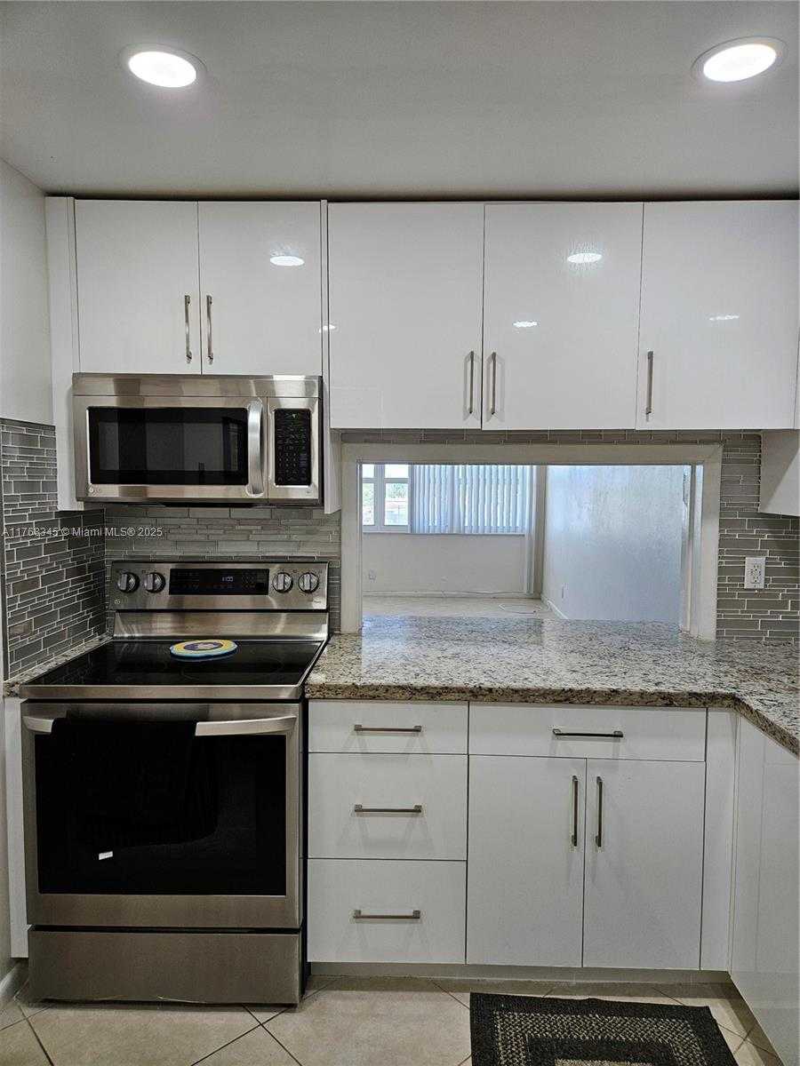 Small Image of 330 SOUTH EAST 2ND ST #504G, Hallandale Beach Number 10