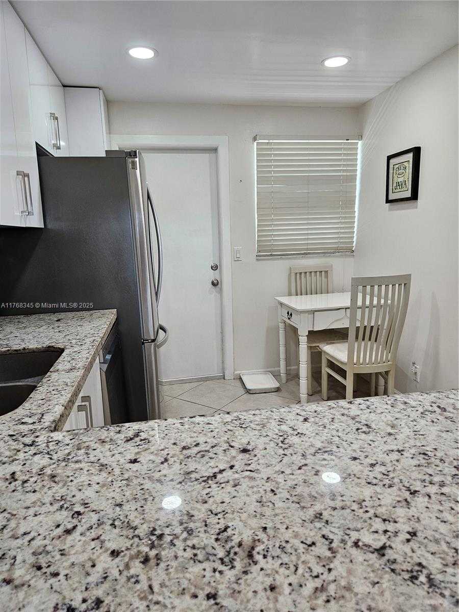 Small Image of 330 SOUTH EAST 2ND ST #504G, Hallandale Beach Number 11