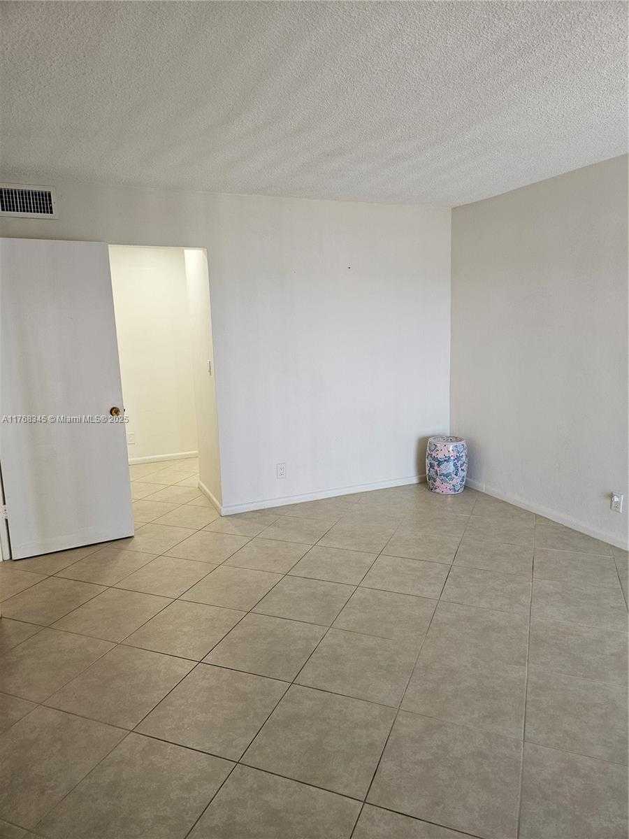 Small Image of 330 SOUTH EAST 2ND ST #504G, Hallandale Beach Number 12