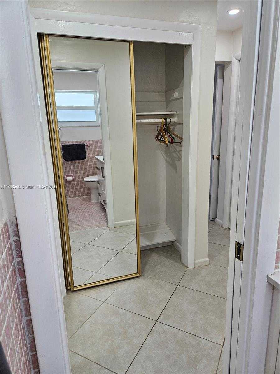 Small Image of 330 SOUTH EAST 2ND ST #504G, Hallandale Beach Number 14