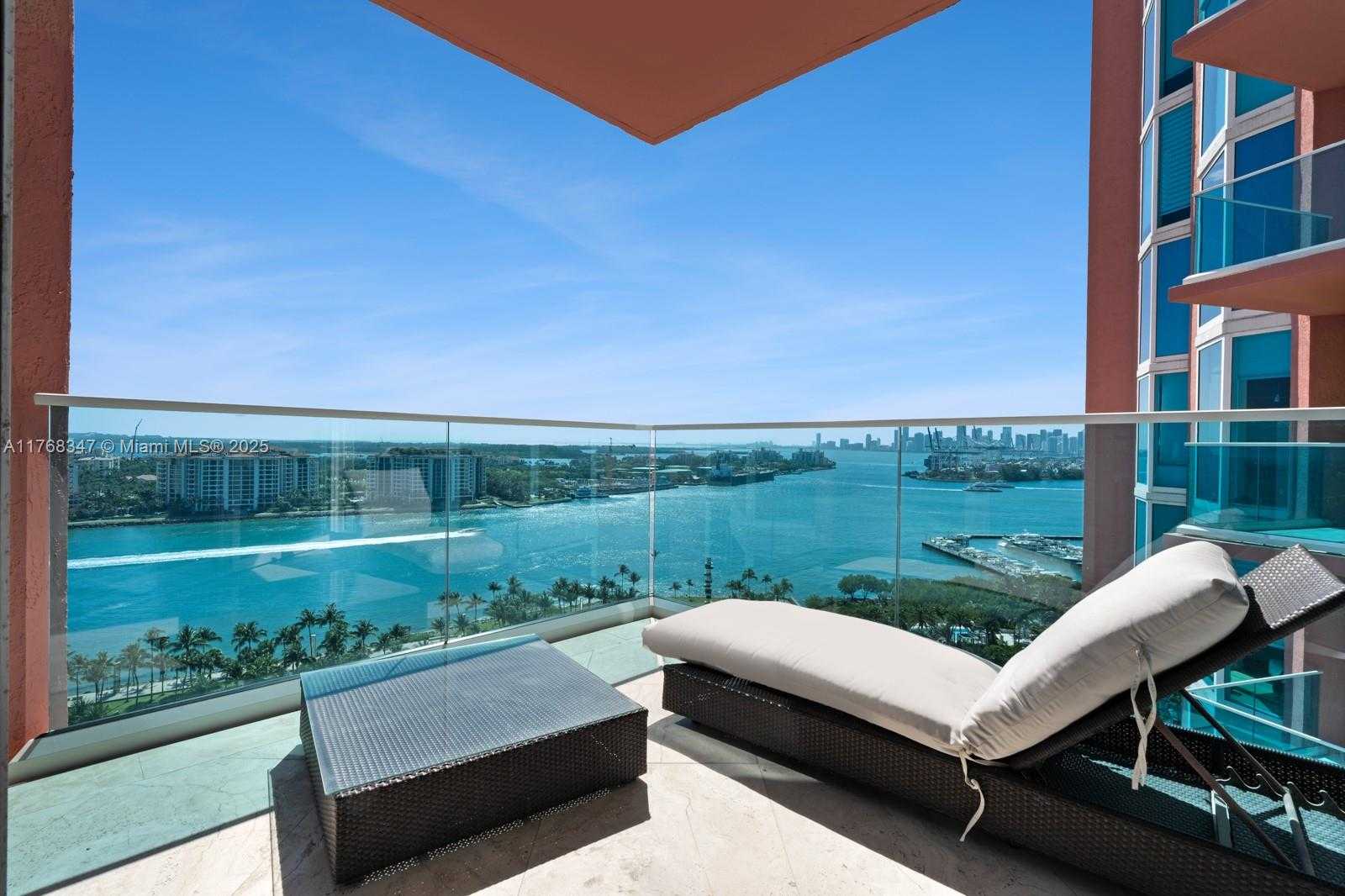 Small Image of 300 SOUTH POINTE DR #1902, Miami Beach Number 15