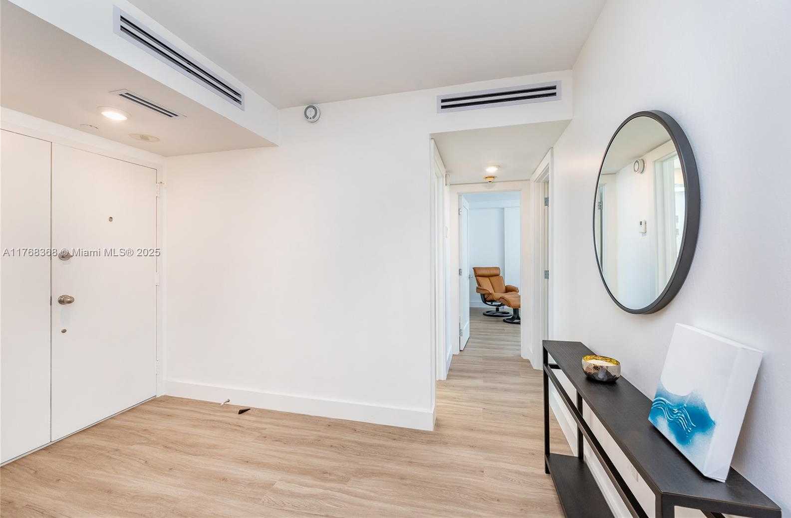 Small Image of 199 OCEAN LANE DR #706, Key Biscayne Number 13