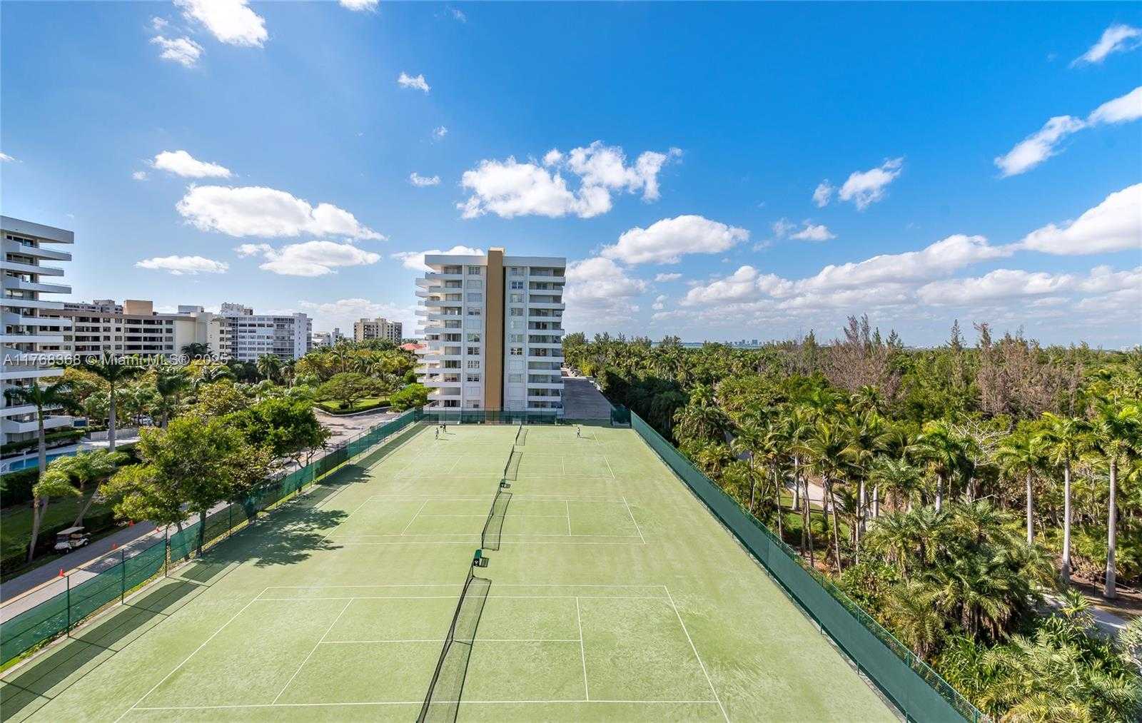 Small Image of 199 OCEAN LANE DR #706, Key Biscayne Number 31