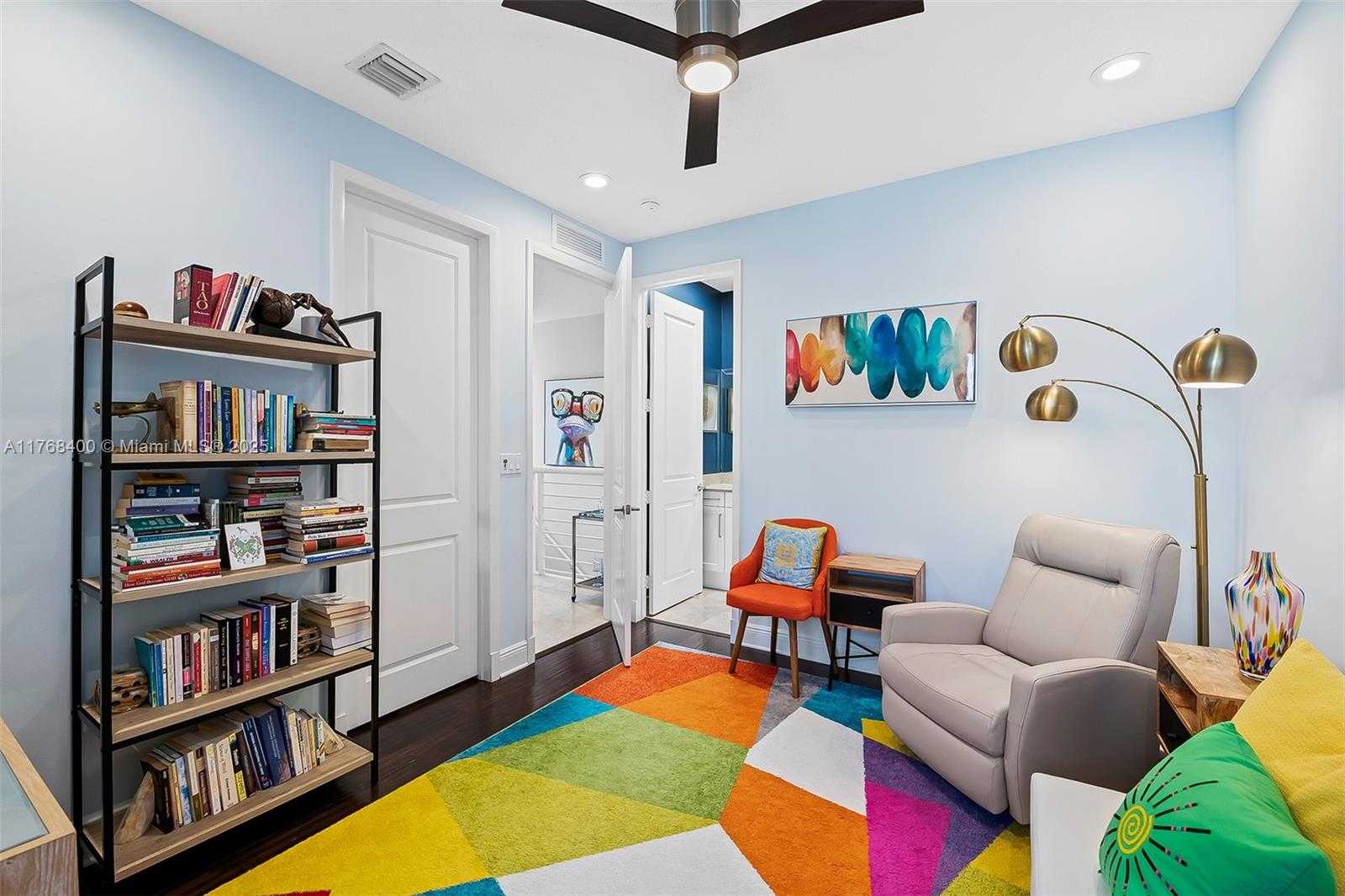 Small Image of 306 SE 8th Ave, Fort Lauderdale, FL 33301, USA Number 20