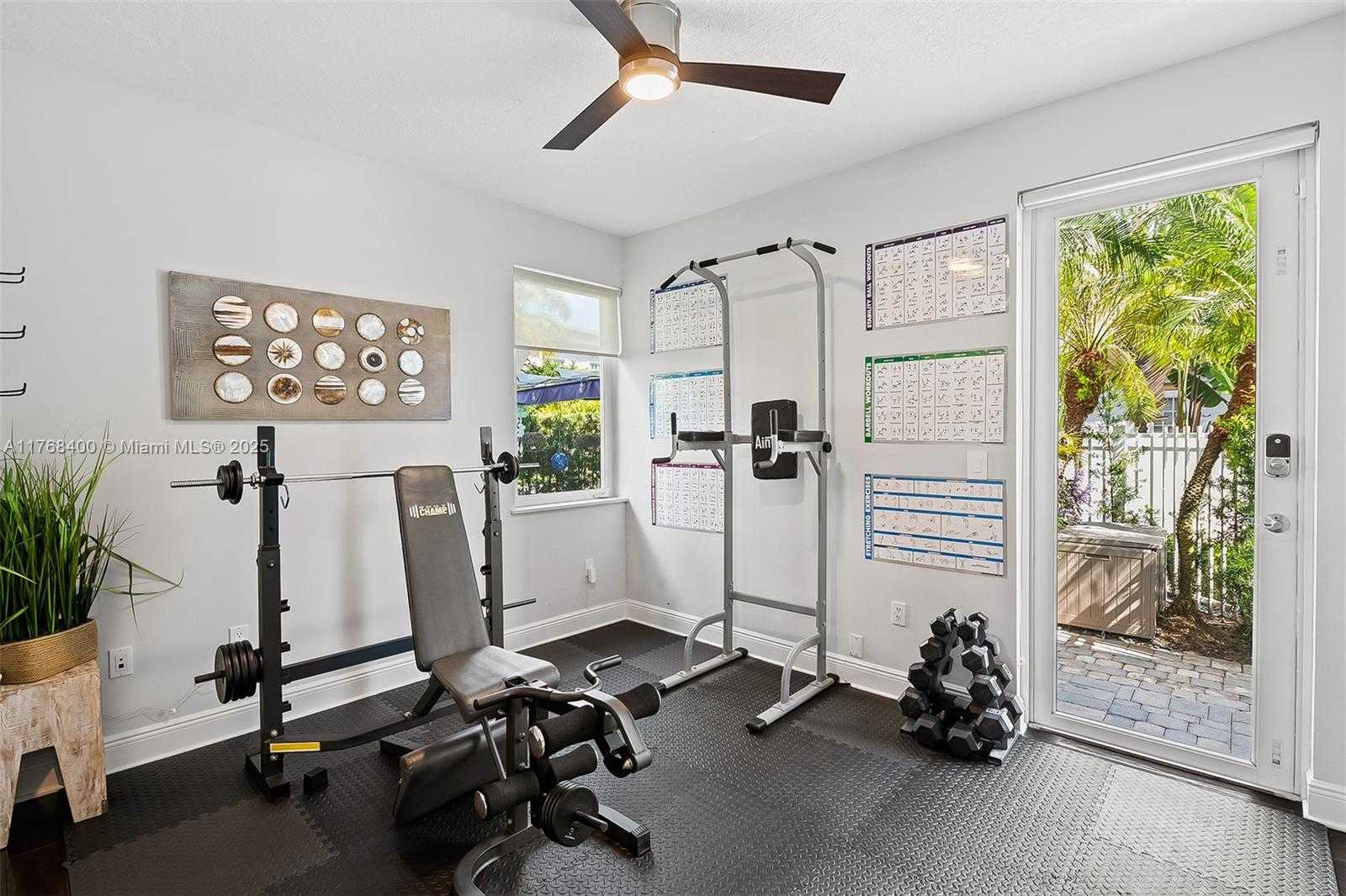 Small Image of 306 SE 8th Ave, Fort Lauderdale, FL 33301, USA Number 22