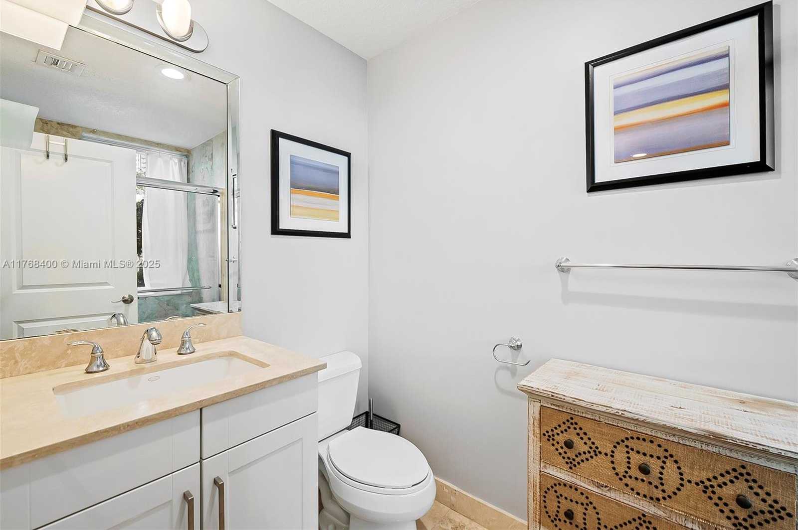 Small Image of 306 SE 8th Ave, Fort Lauderdale, FL 33301, USA Number 25