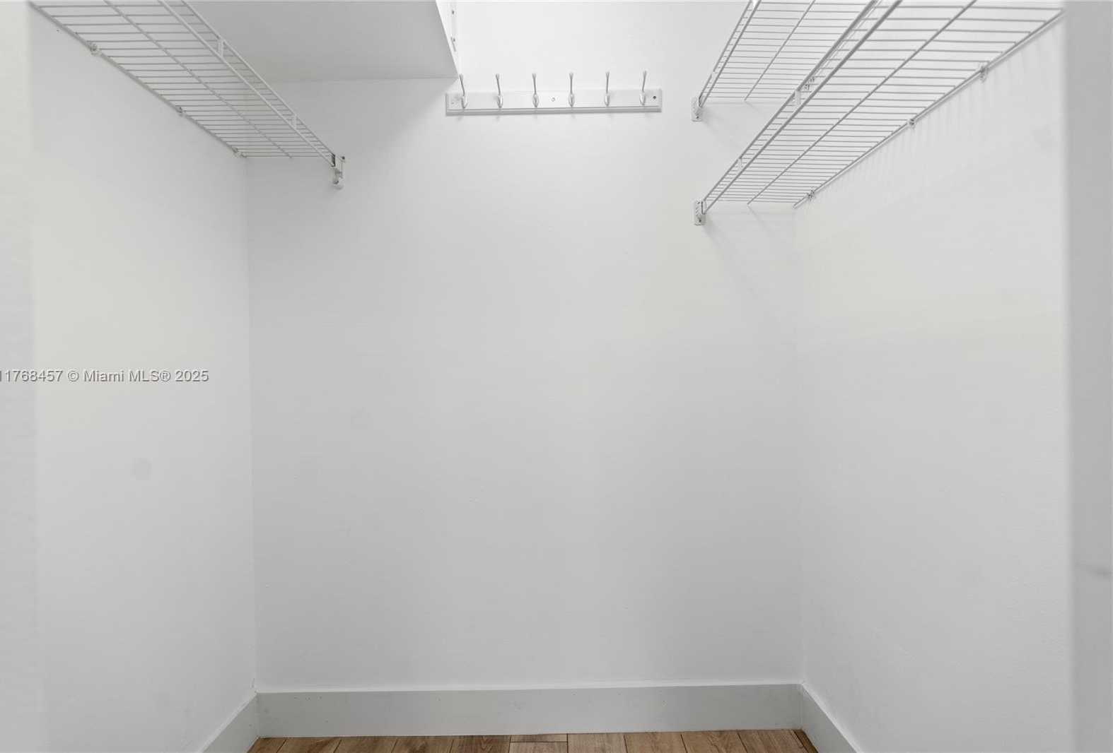Small Image of 20505 EAST COUNTRY CLUB DR #434, Aventura Number 18