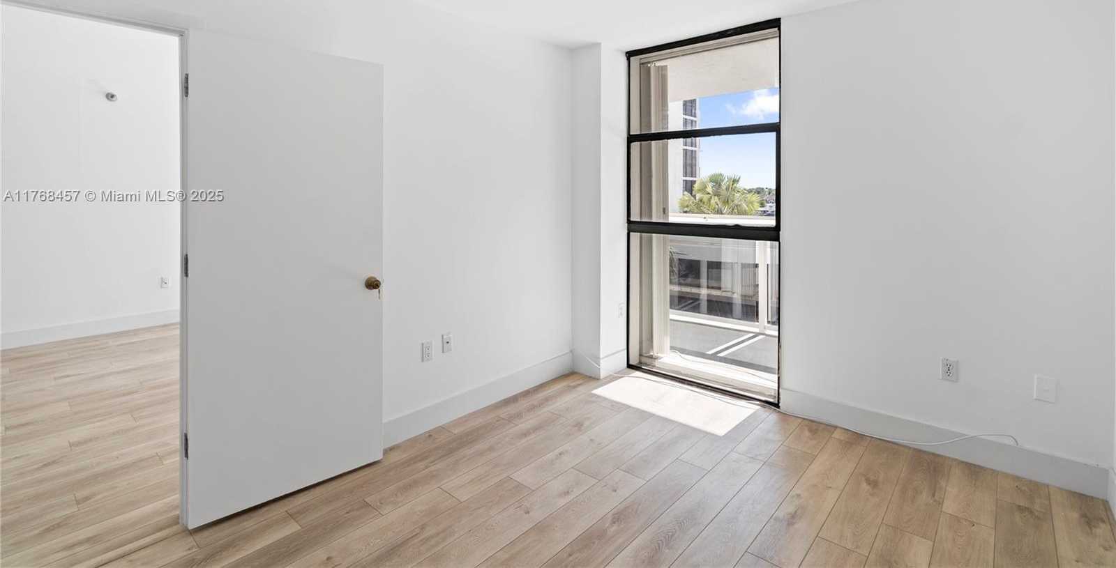 Small Image of 20505 EAST COUNTRY CLUB DR #434, Aventura Number 19