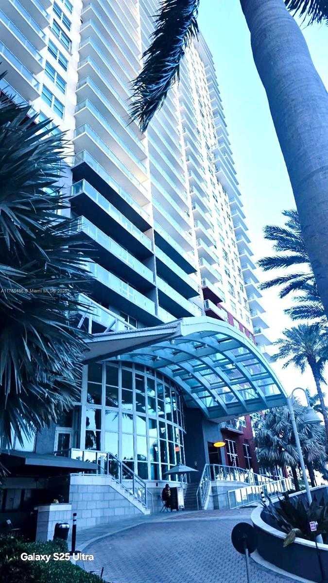 Small Image of 1155 BRICKELL BAY DR #1805, Miami Number 10