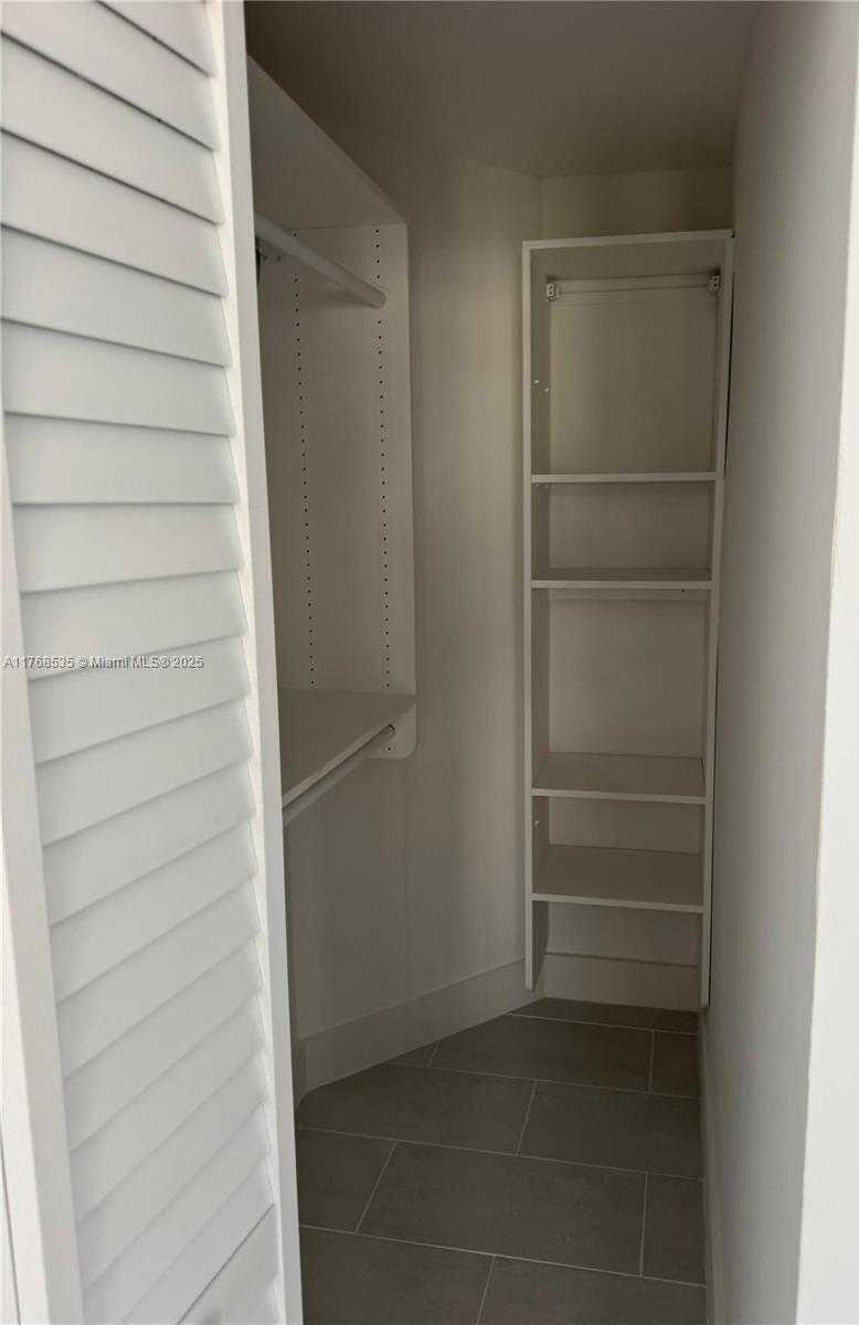 Small Image of 1280 SOUTH ALHAMBRA CIR #2209, Coral Gables Number 11