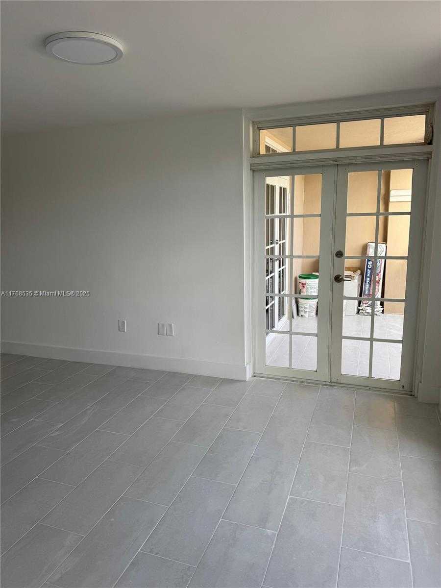 Small Image of 1280 SOUTH ALHAMBRA CIR #2209, Coral Gables Number 5