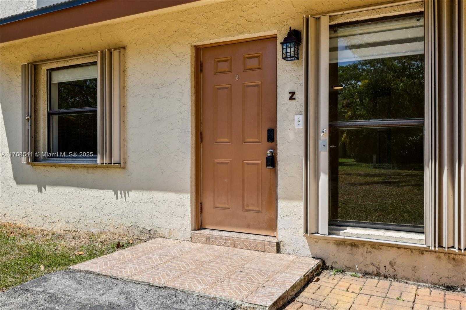 Small Image of 11514 SOUTH WEST 109TH RD #37Z, Miami Number 4