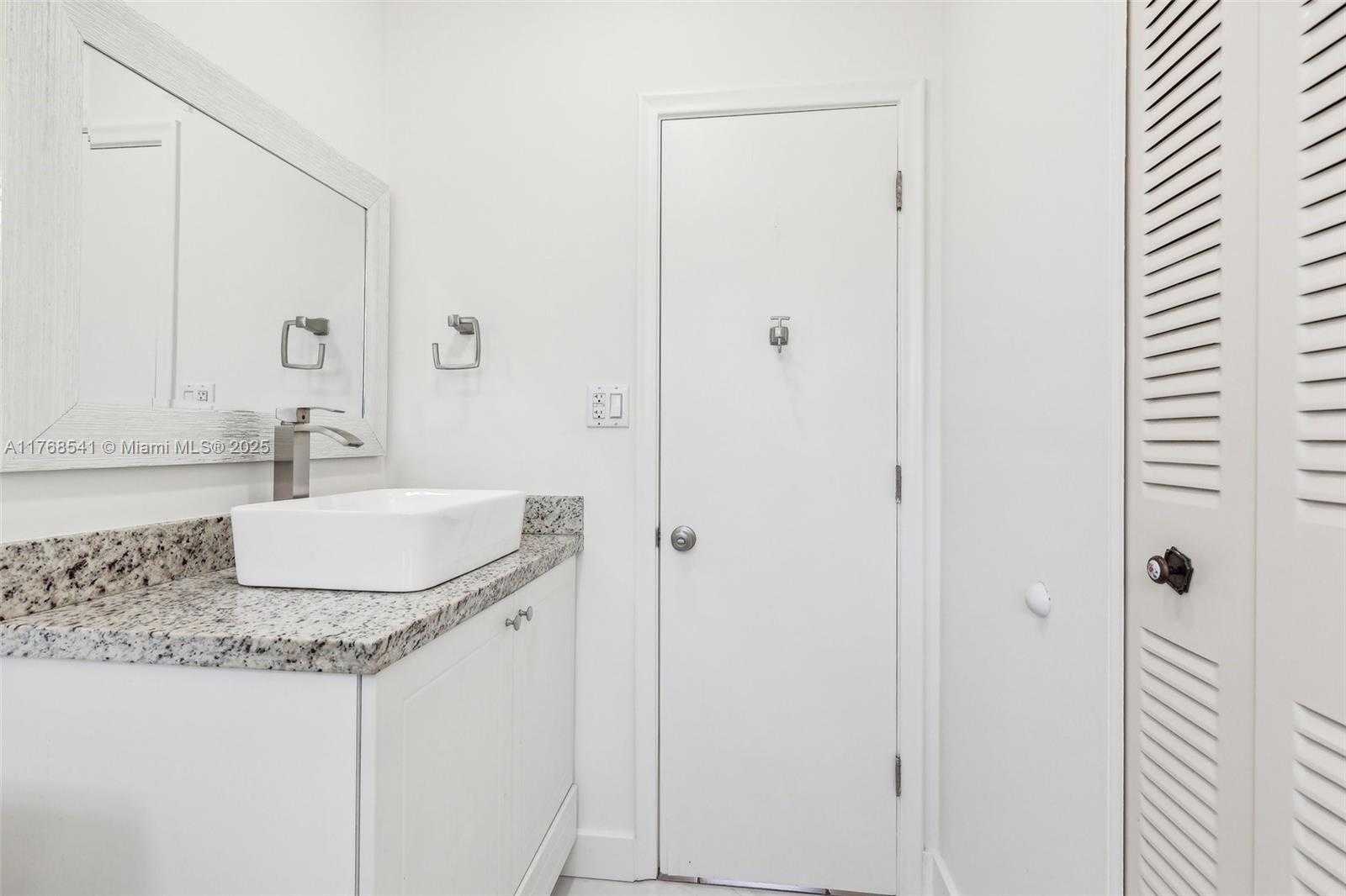 Small Image of 11514 SOUTH WEST 109TH RD #37Z, Miami Number 44