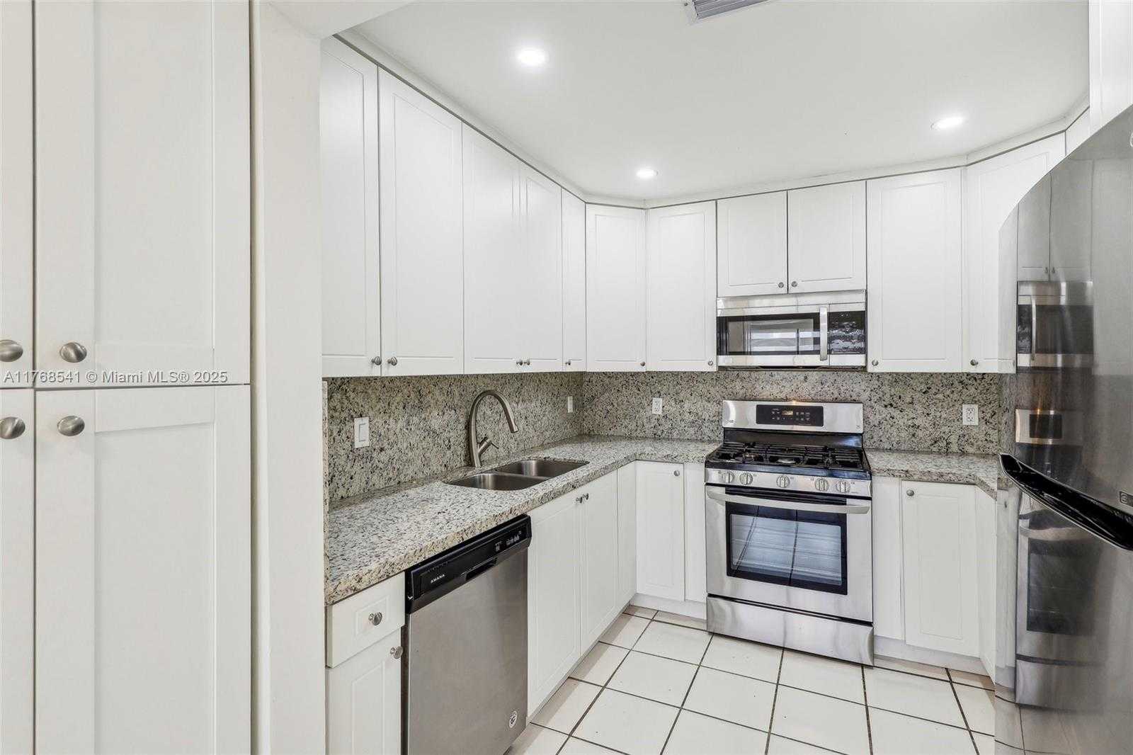 Small Image of 11514 SOUTH WEST 109TH RD #37Z, Miami Number 8