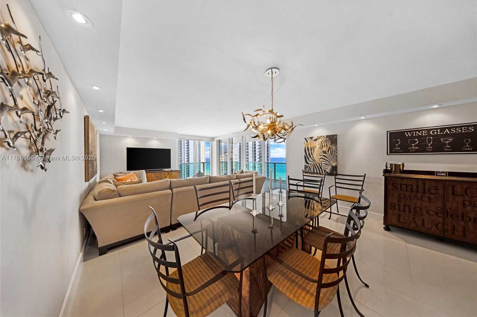 Small Image of 100 BAYVIEW DR #1905, Sunny Isles Beach Number 13