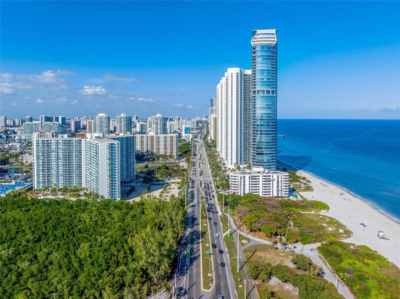 Small Image of 100 BAYVIEW DR #1905, Sunny Isles Beach Number 29