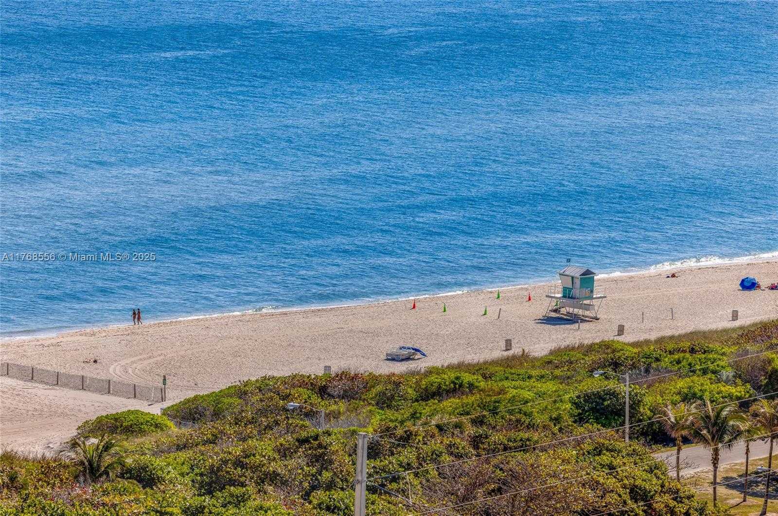 Small Image of 100 BAYVIEW DR #1905, Sunny Isles Beach Number 32