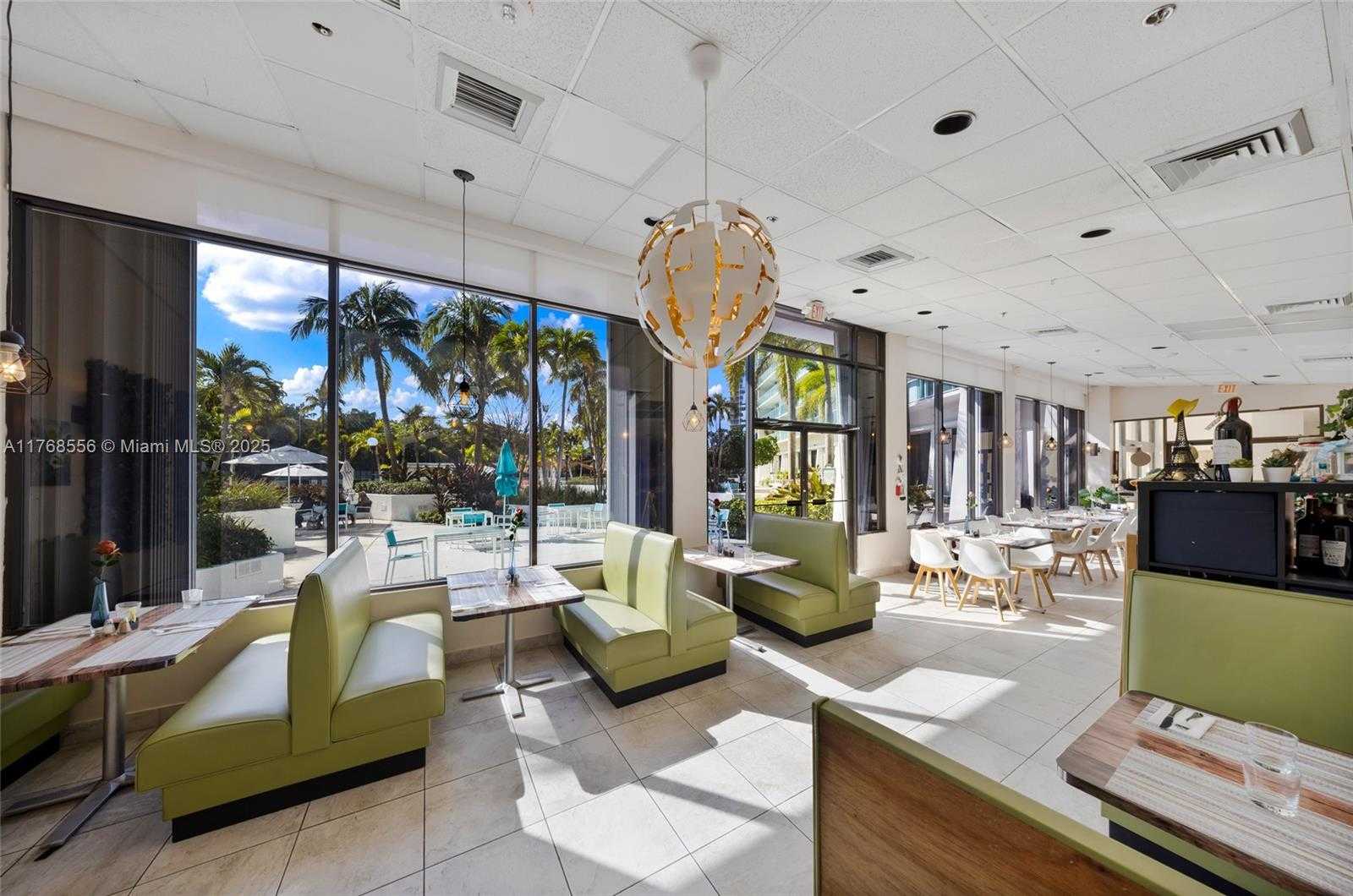 Small Image of 100 BAYVIEW DR #1905, Sunny Isles Beach Number 38