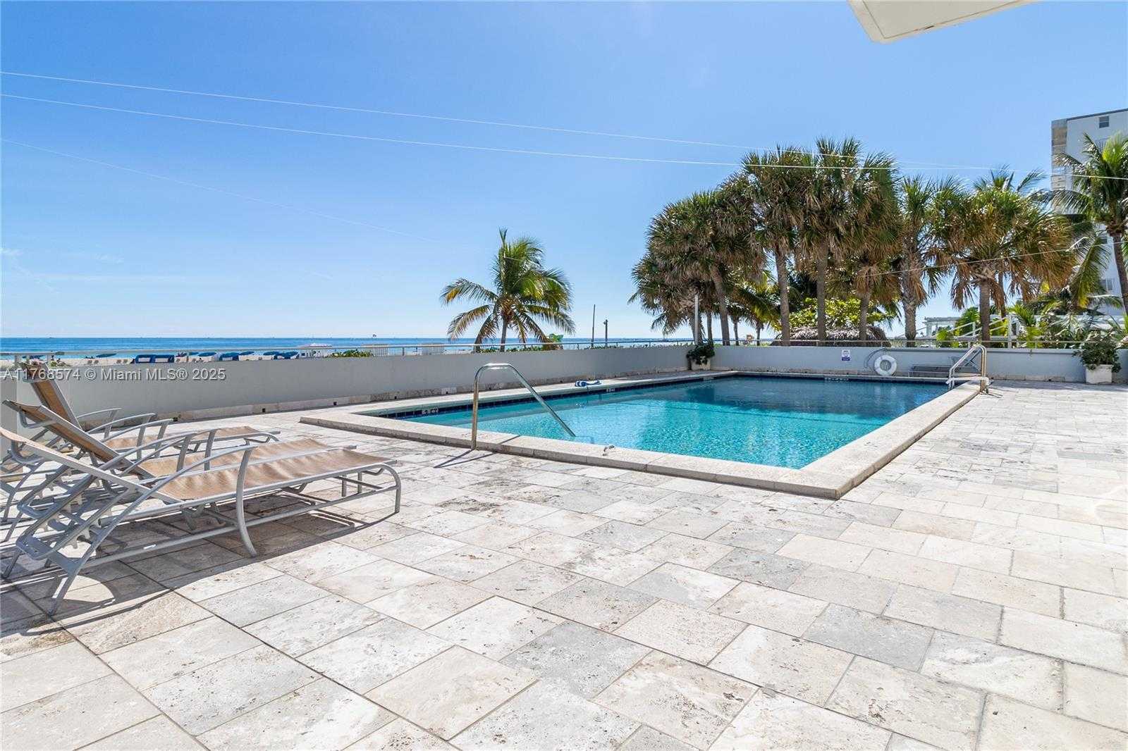 Small Image of 465 OCEAN DR #315, Miami Beach Number 24