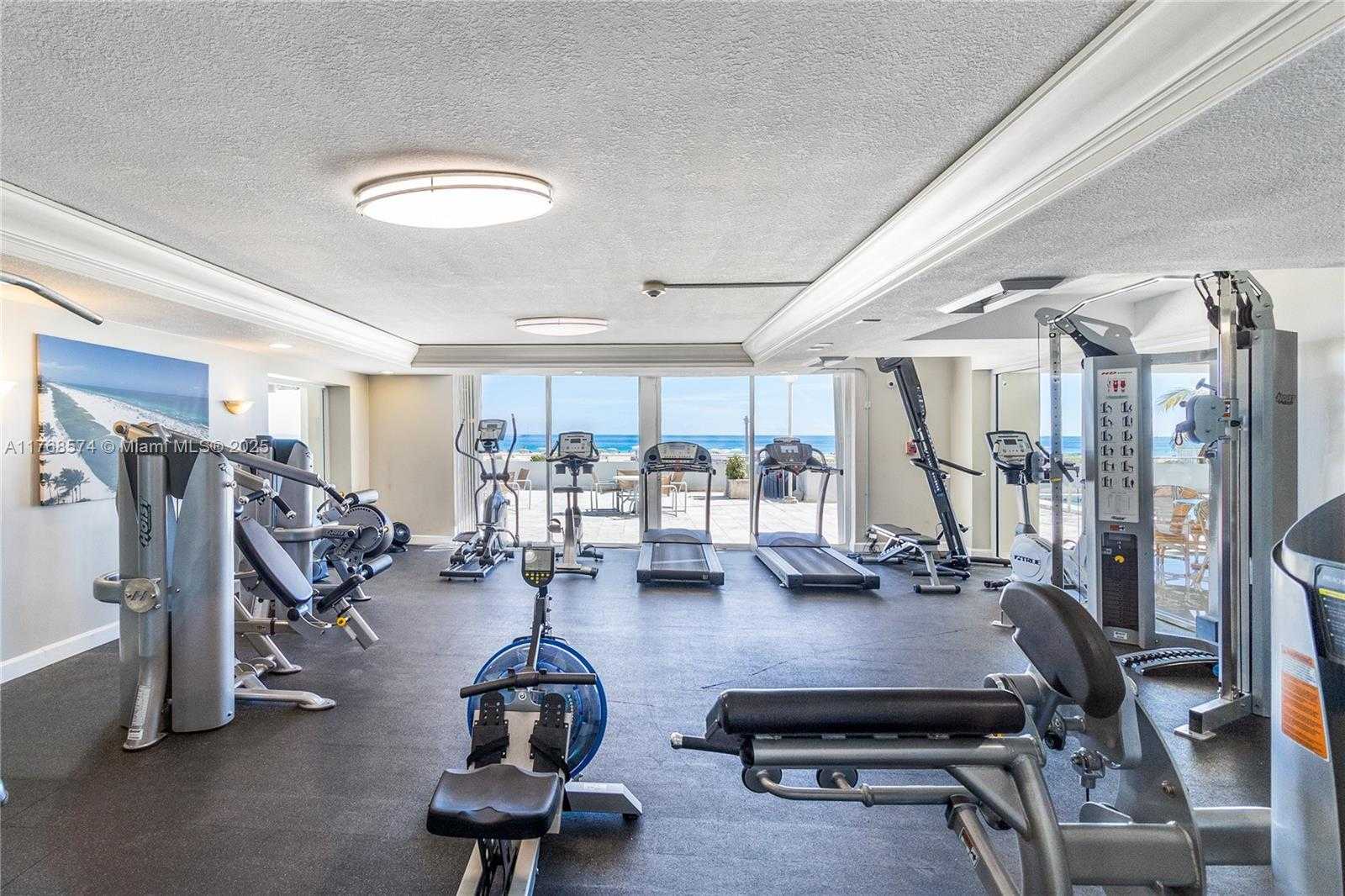 Small Image of 465 OCEAN DR #315, Miami Beach Number 29