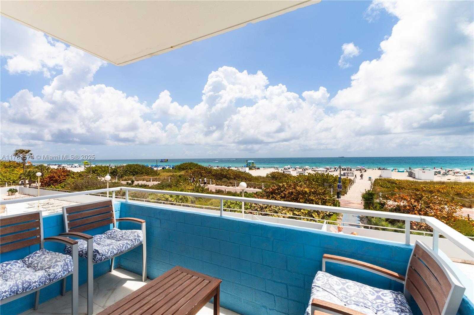 Small Image of 465 OCEAN DR #315, Miami Beach Number 3