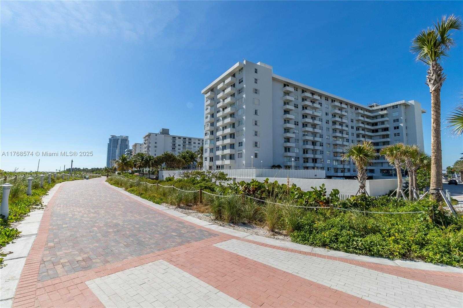 Small Image of 465 OCEAN DR #315, Miami Beach Number 31