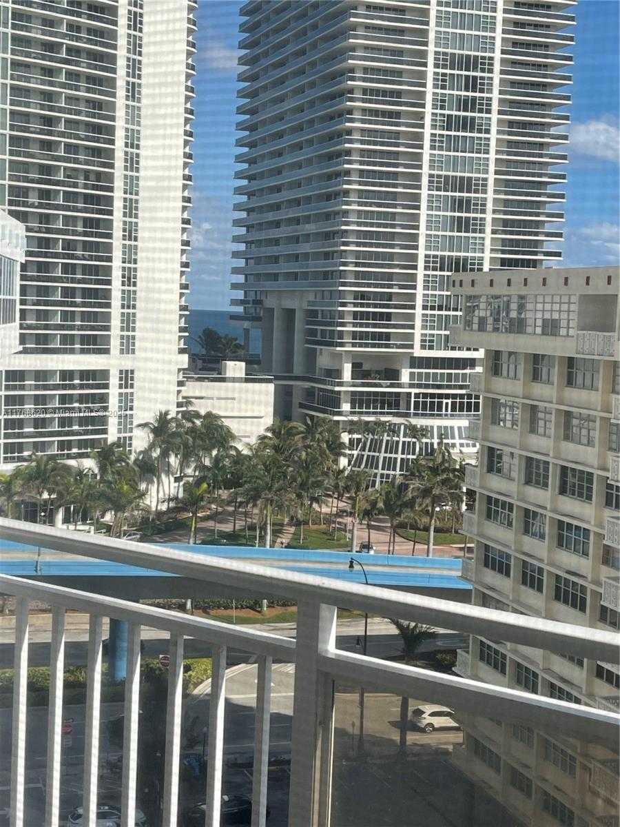 Small Image of 1801 #PH40, Hallandale Beach Number 6
