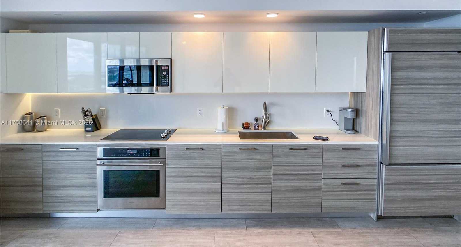 Small Image of 121 NORTH EAST 34TH ST #908, Miami Number 7