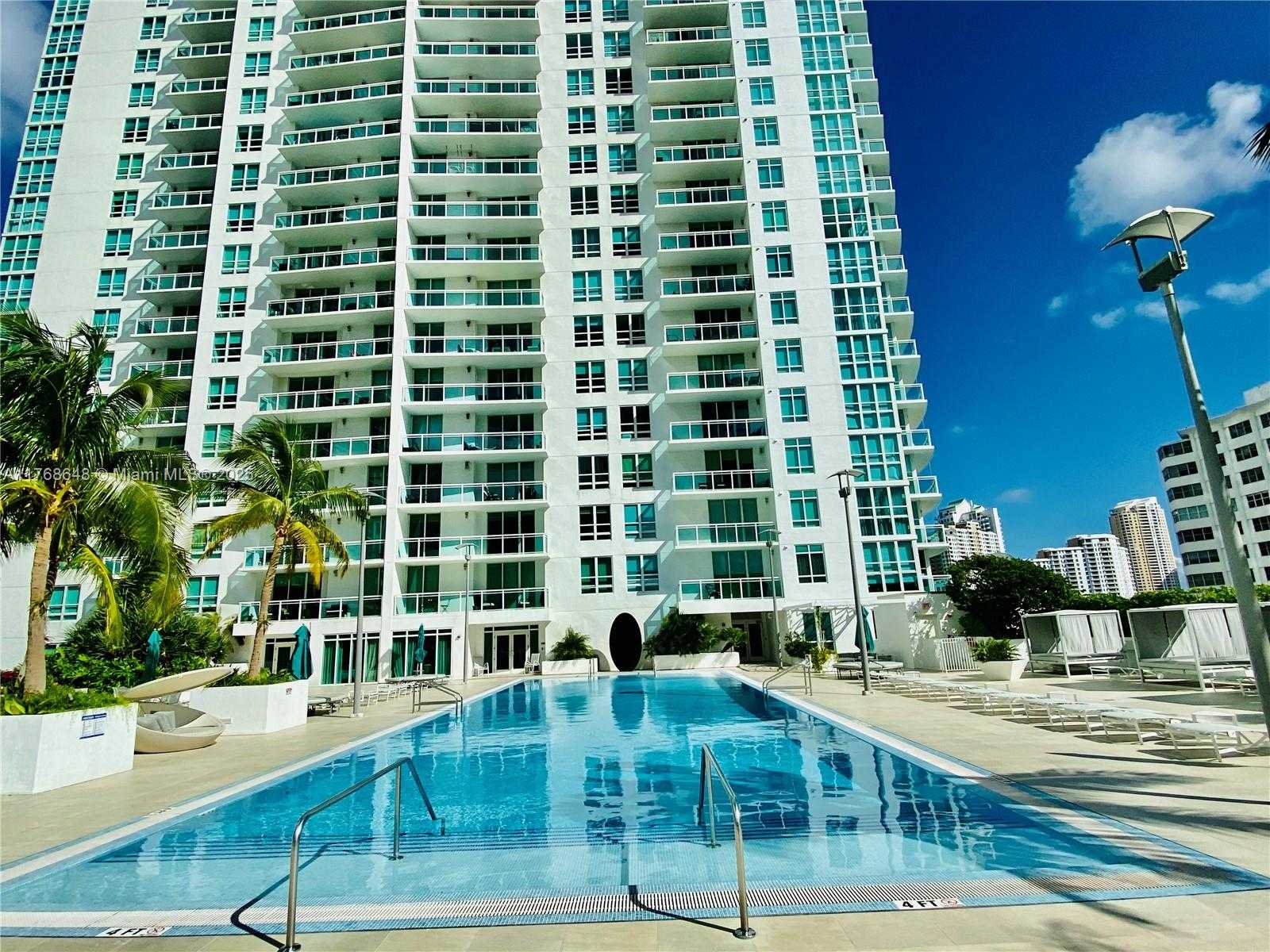 Small Image of 950 BRICKELL BAY DR #2706, Florida City Number 42