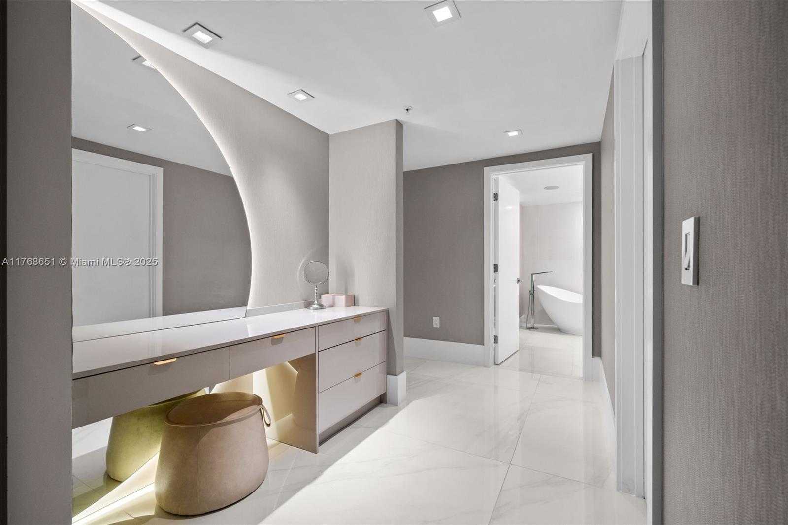 Small Image of 330 SUNNY ISLES BLVD #5-2204, Sunny Isles Beach Number 41