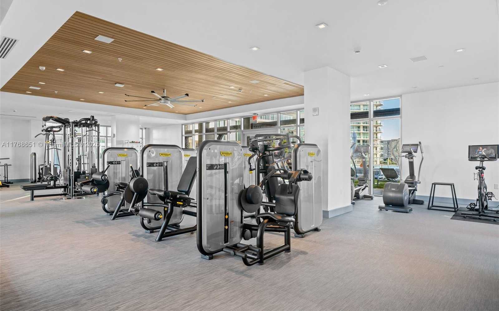 Small Image of 330 SUNNY ISLES BLVD #5-2204, Sunny Isles Beach Number 73