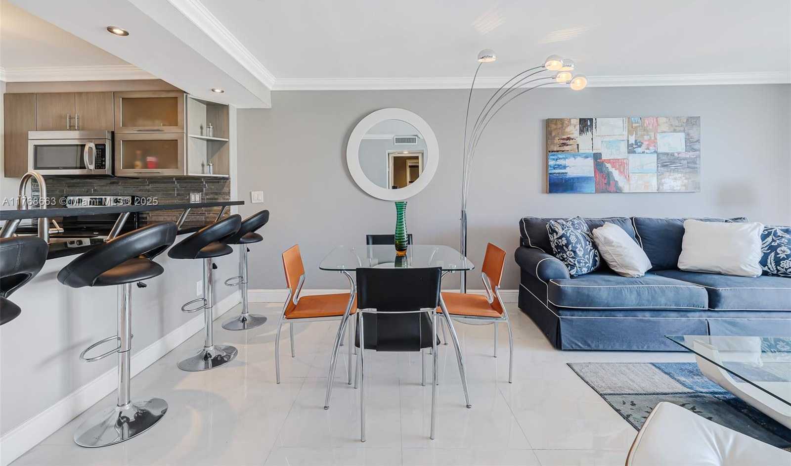 Small Image of 5838 COLLINS AVE #15D, Miami Beach Number 13