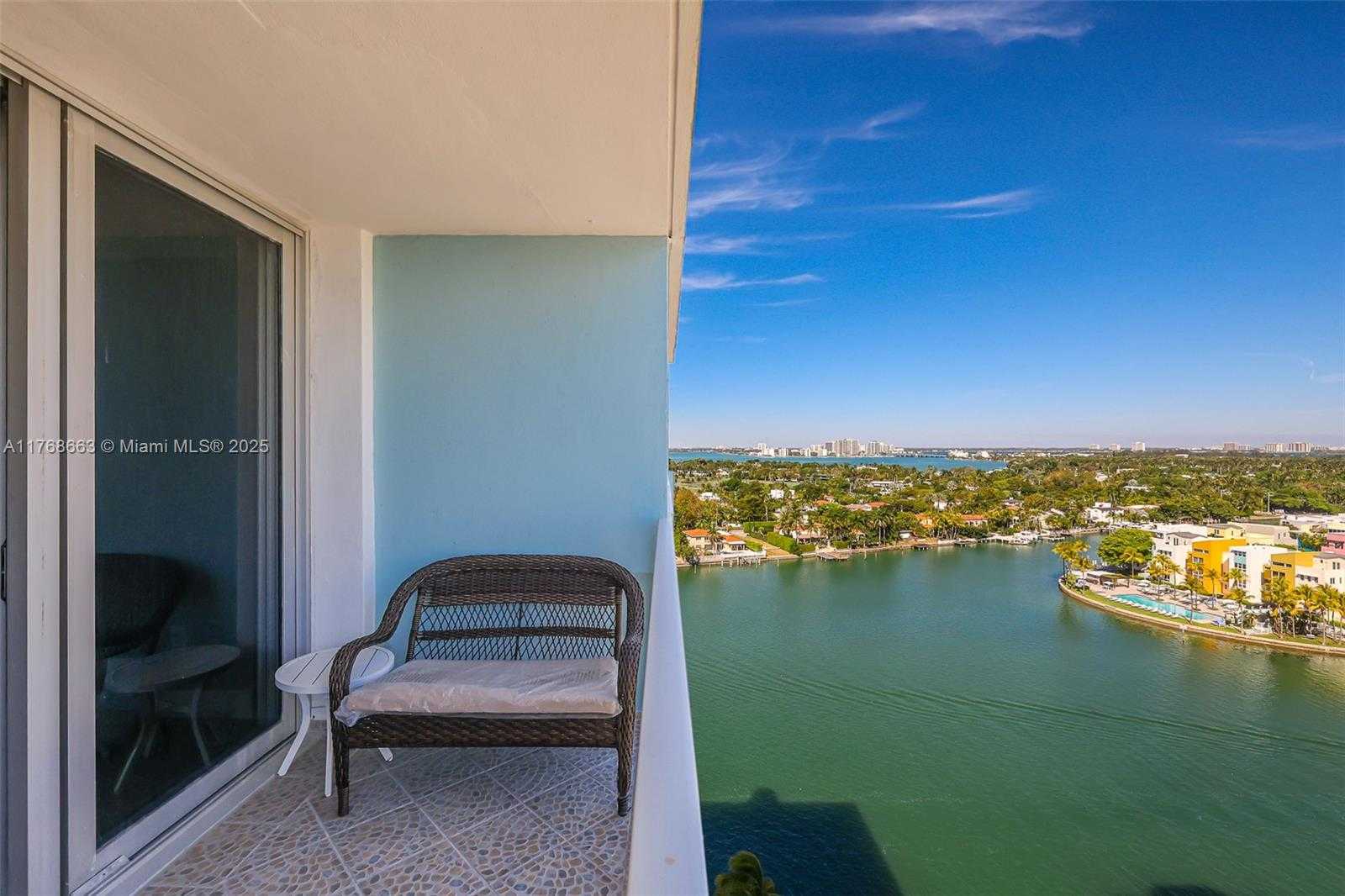 Small Image of 5838 COLLINS AVE #15D, Miami Beach Number 30