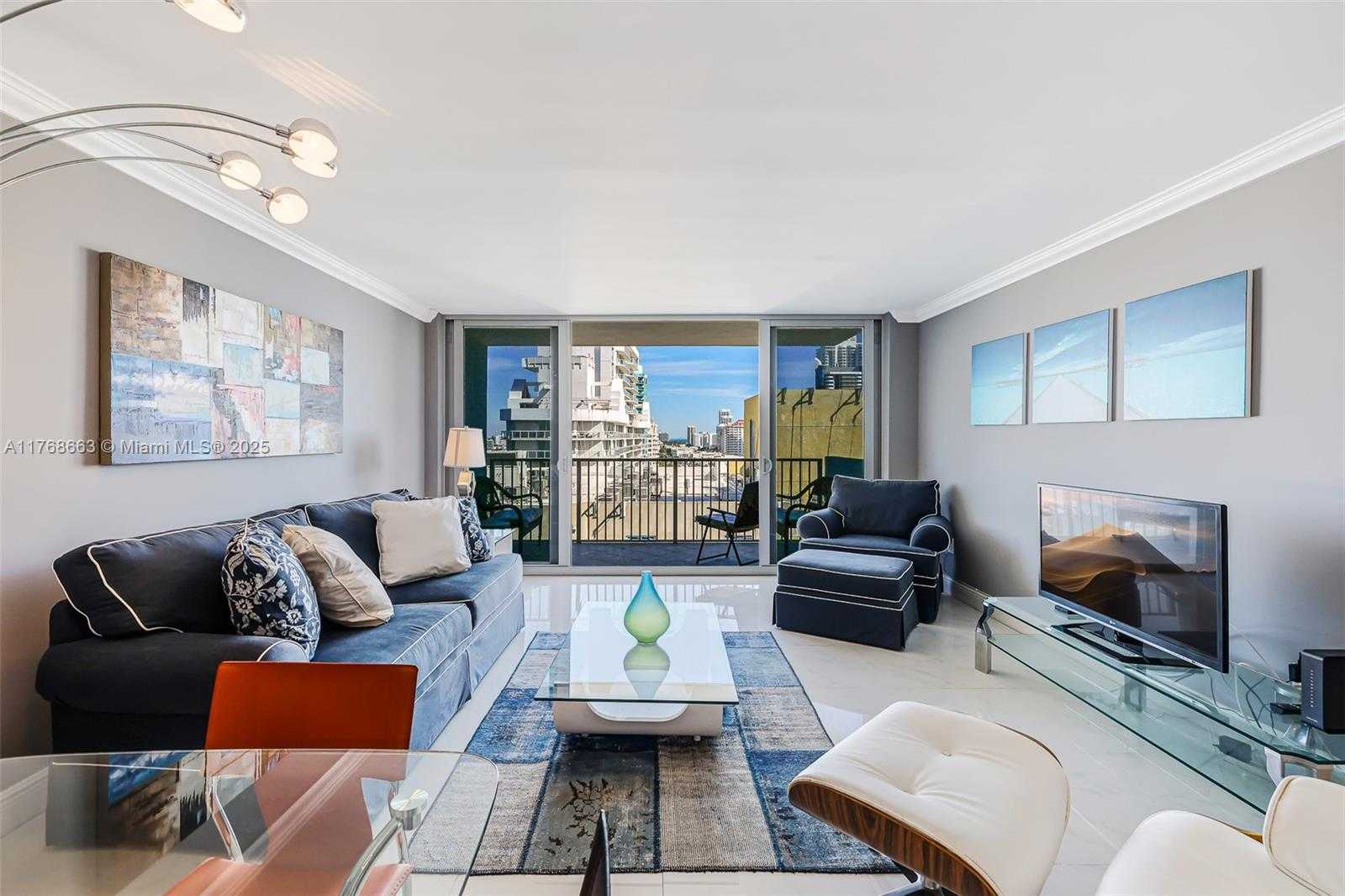 Small Image of 5838 COLLINS AVE #15D, Miami Beach Number 8