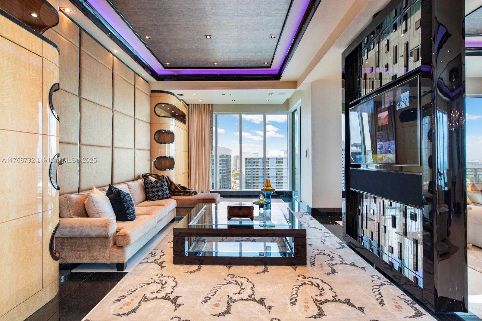 Small Image of 900 BRICKELL KEY BLVD #PH3403, Miami Number 21