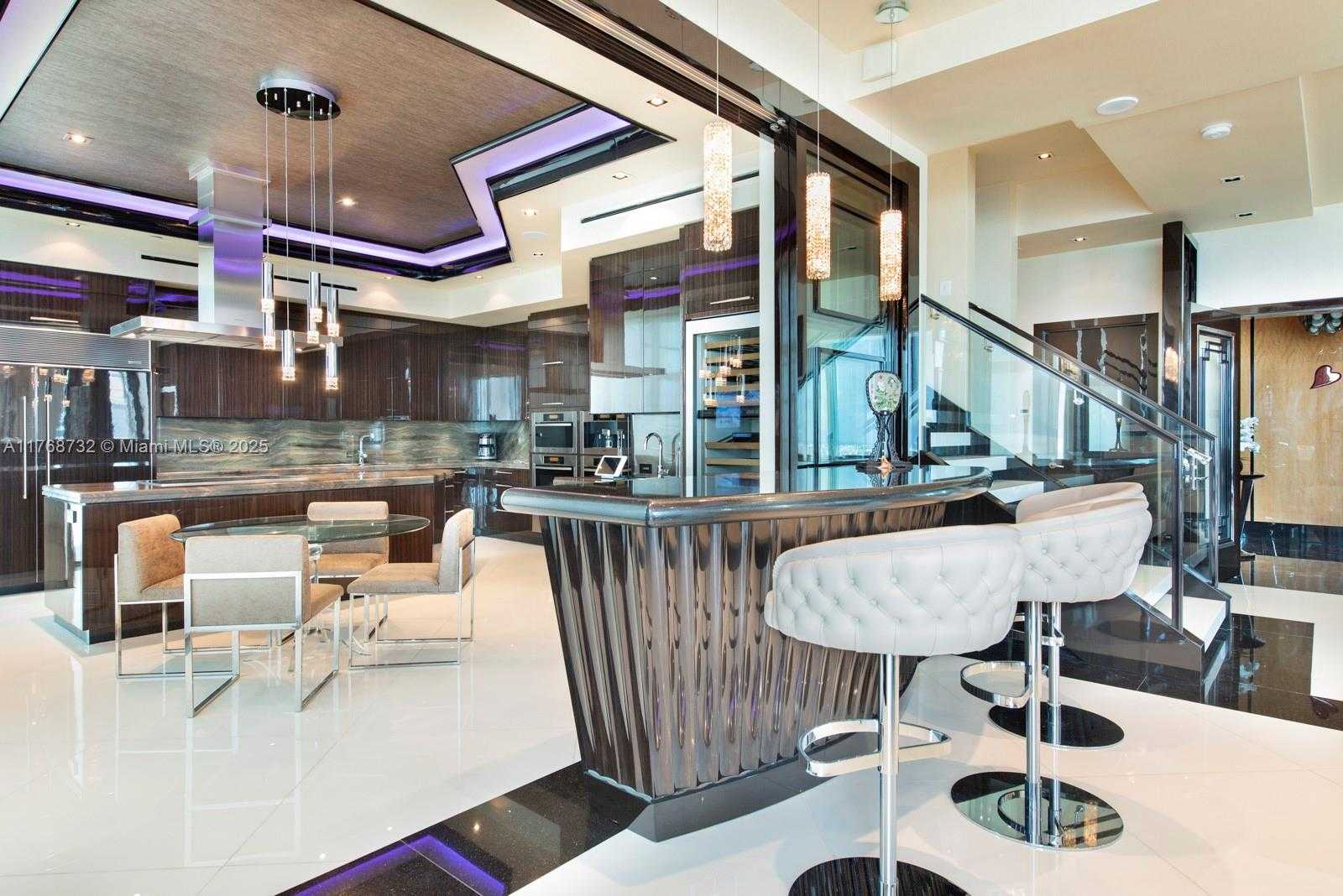 Small Image of 900 BRICKELL KEY BLVD #PH3403, Miami Number 26
