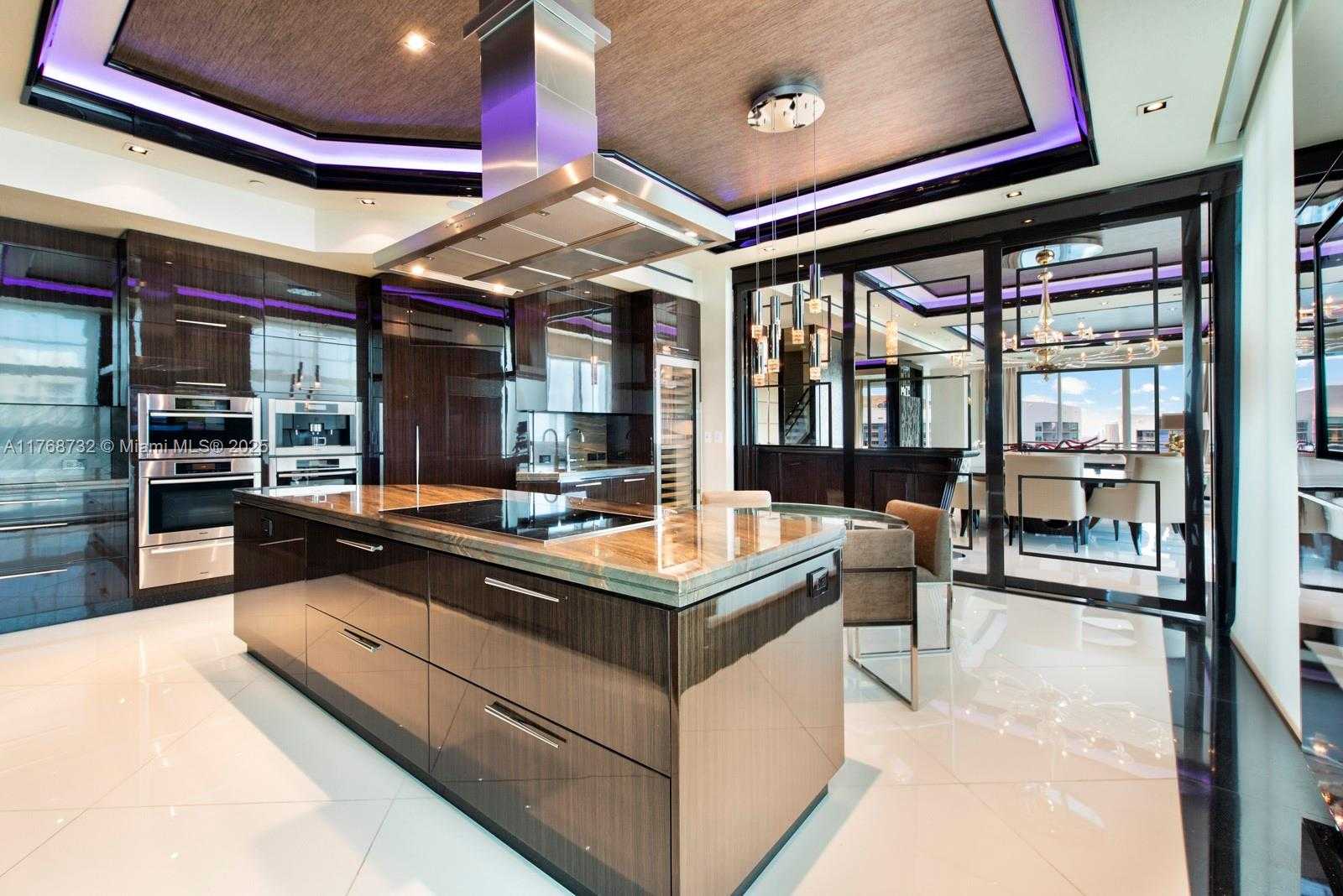 Small Image of 900 BRICKELL KEY BLVD #PH3403, Miami Number 30
