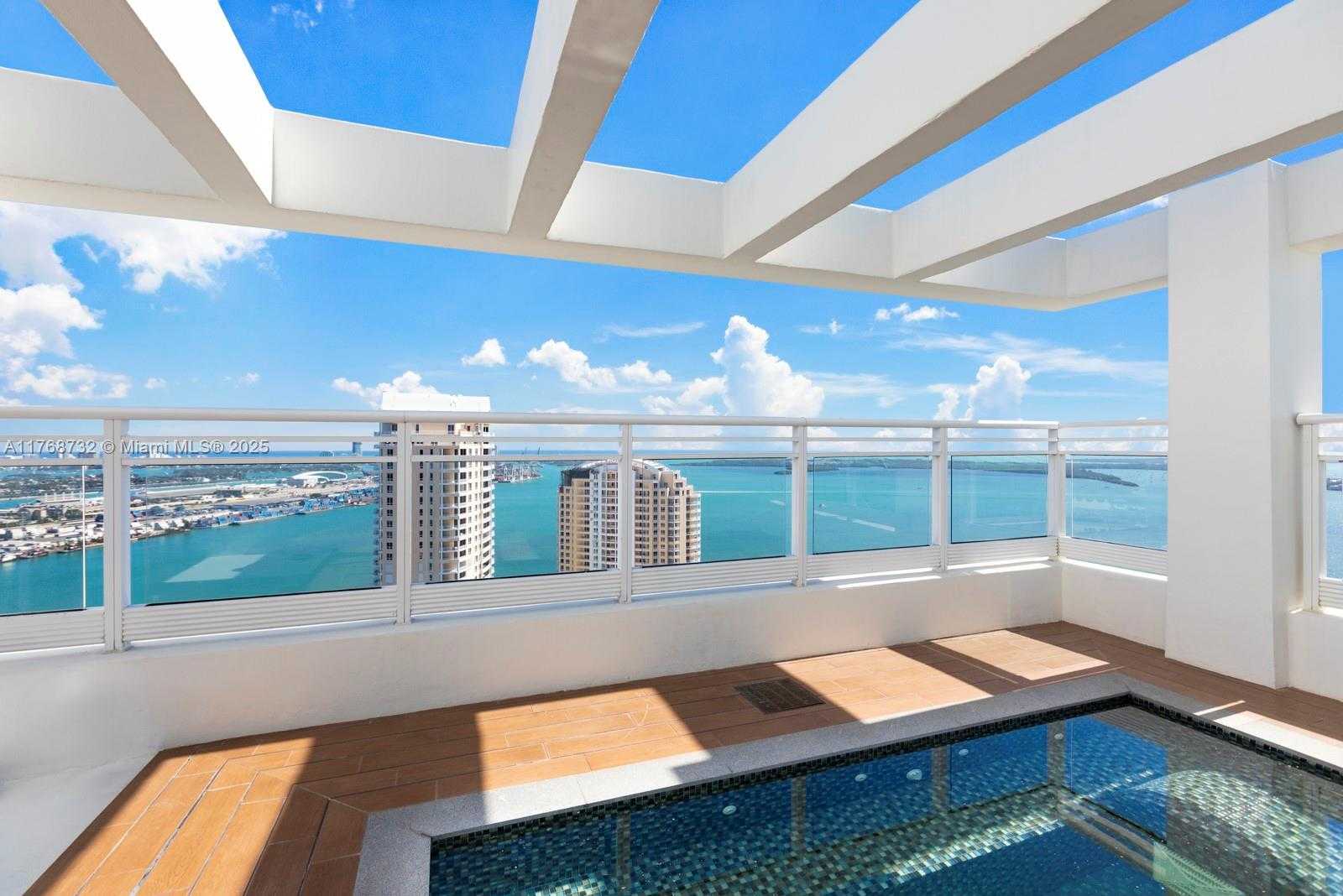 Small Image of 900 BRICKELL KEY BLVD #PH3403, Miami Number 44
