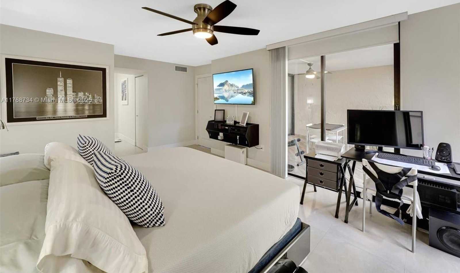 Small Image of 2812 NORTH 46TH AVE #G273, Hollywood Number 3