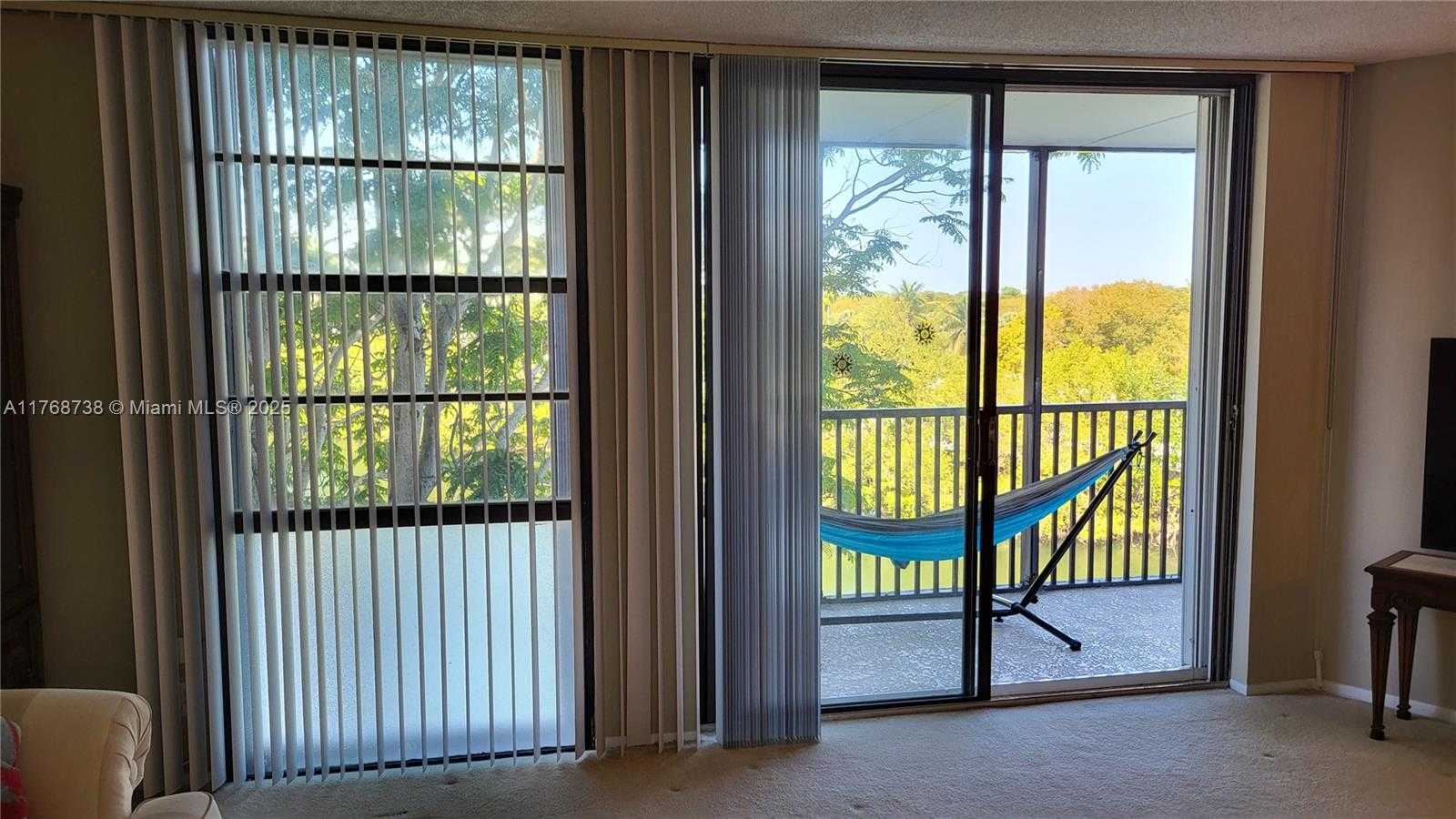 Small Image of 3401 NORTH COUNTRY CLUB DR #402, Aventura Number 11