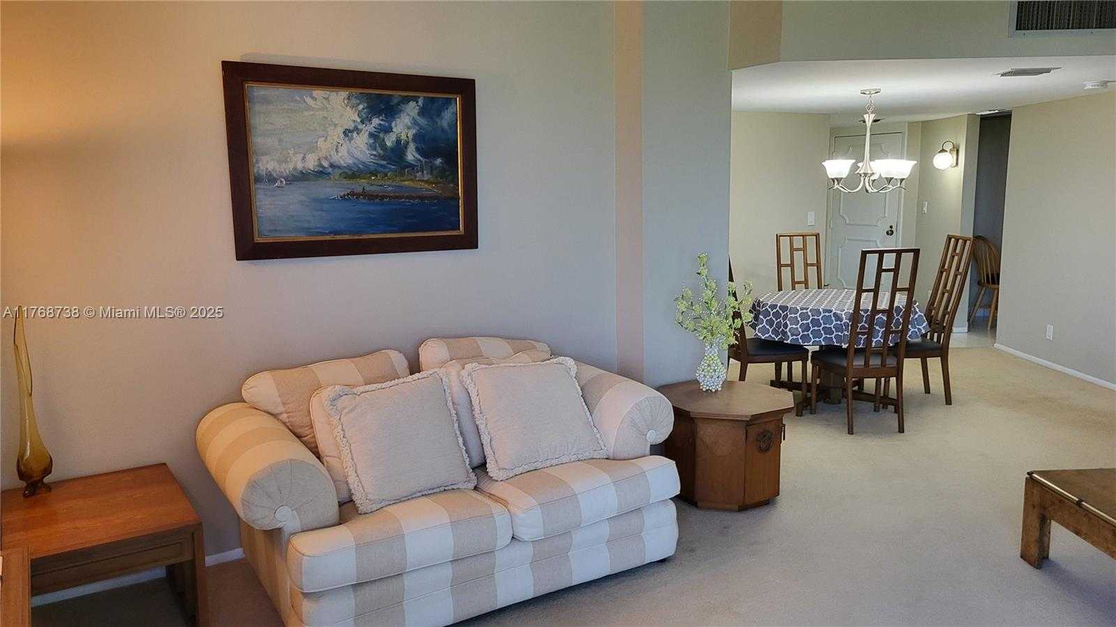Small Image of 3401 NORTH COUNTRY CLUB DR #402, Aventura Number 14