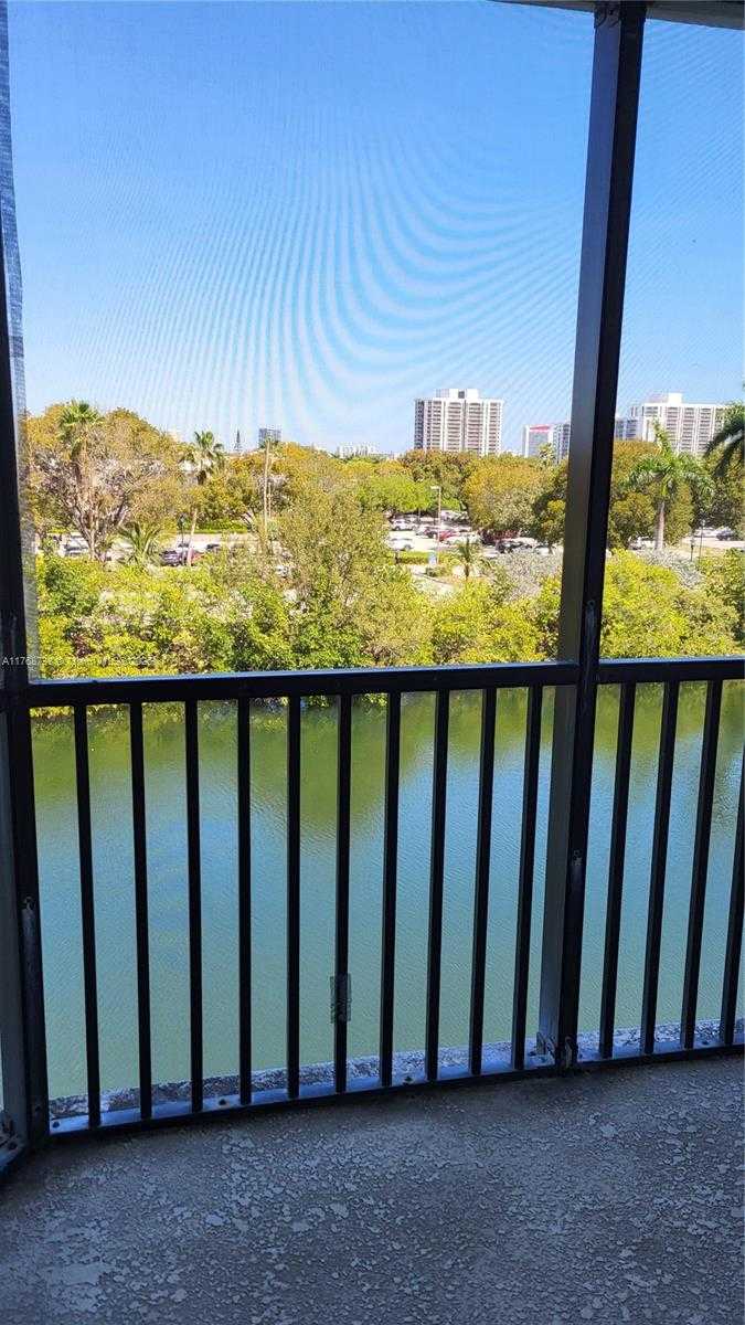 Small Image of 3401 NORTH COUNTRY CLUB DR #402, Aventura Number 2